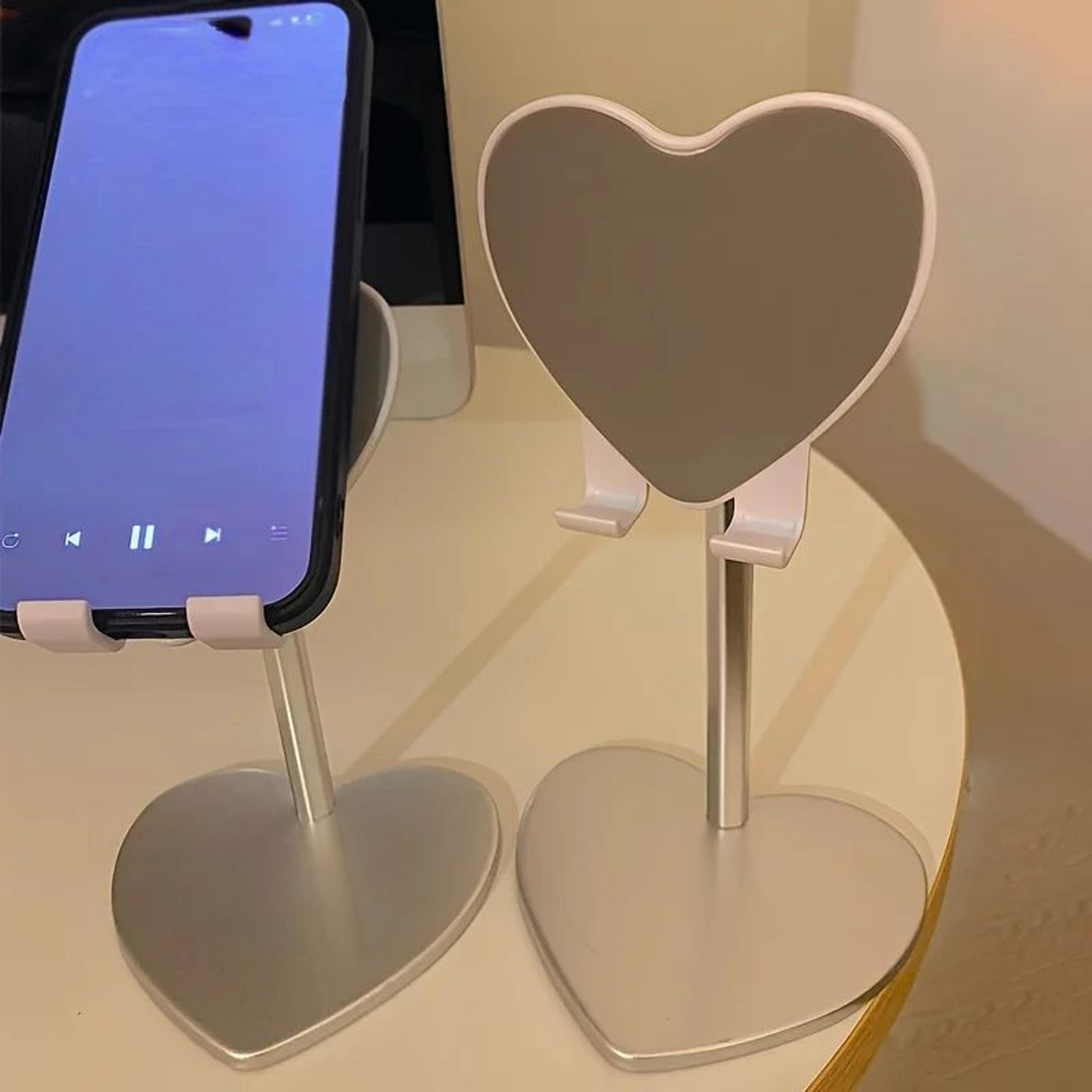 Adjustable Desktop Lazy Phone Stand 4