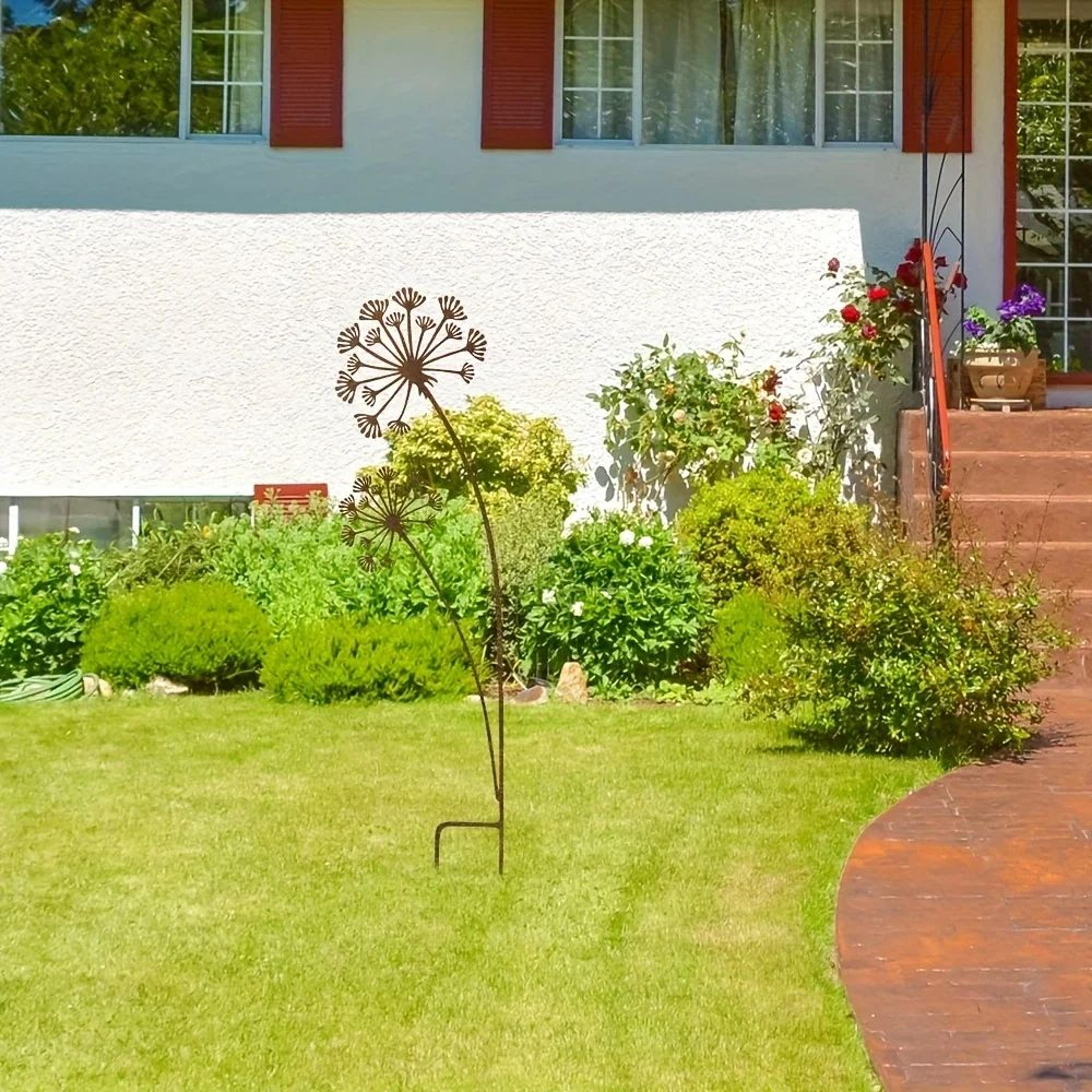 Metal Garden Decor Stake 6
