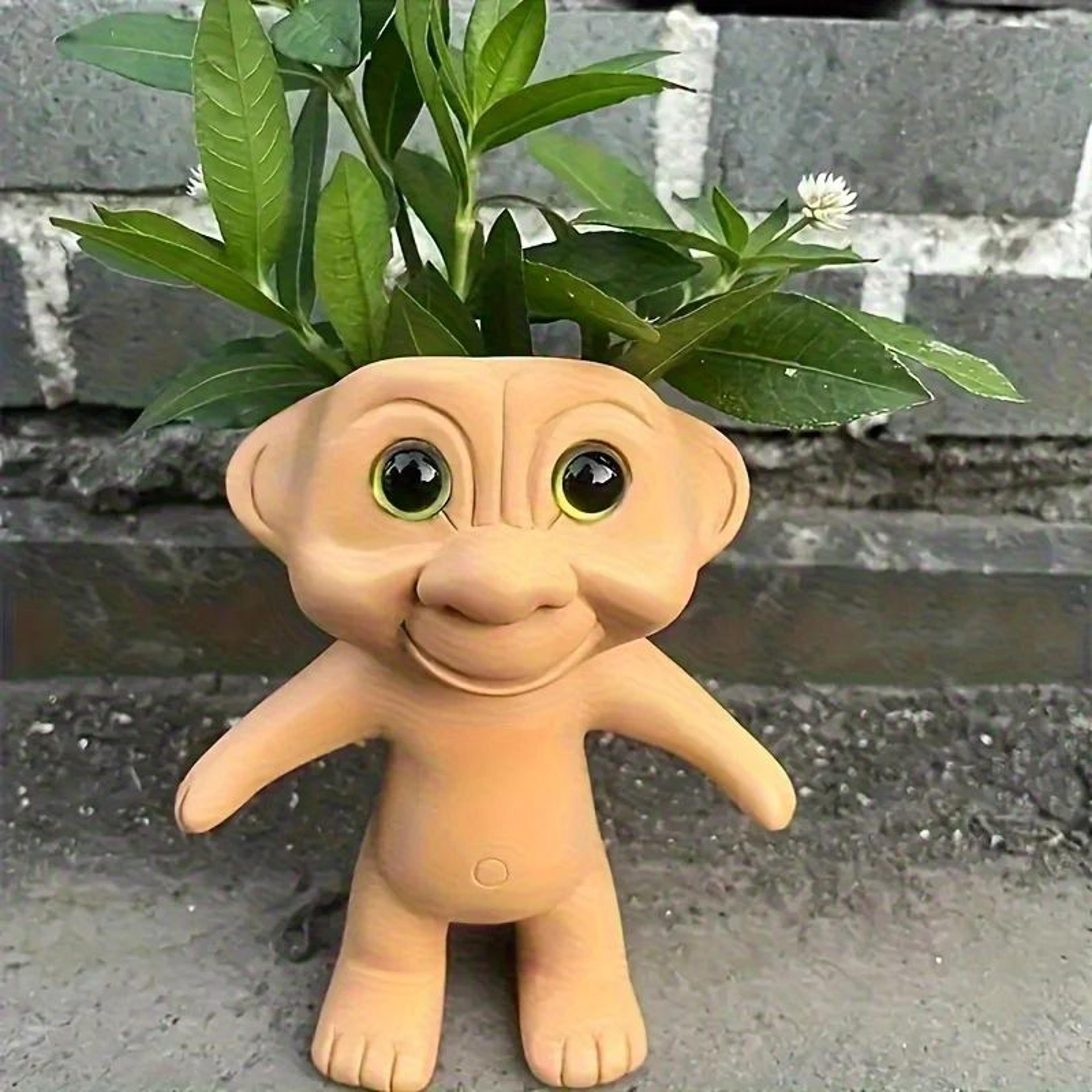 Resin Gnome Planter Pot 0