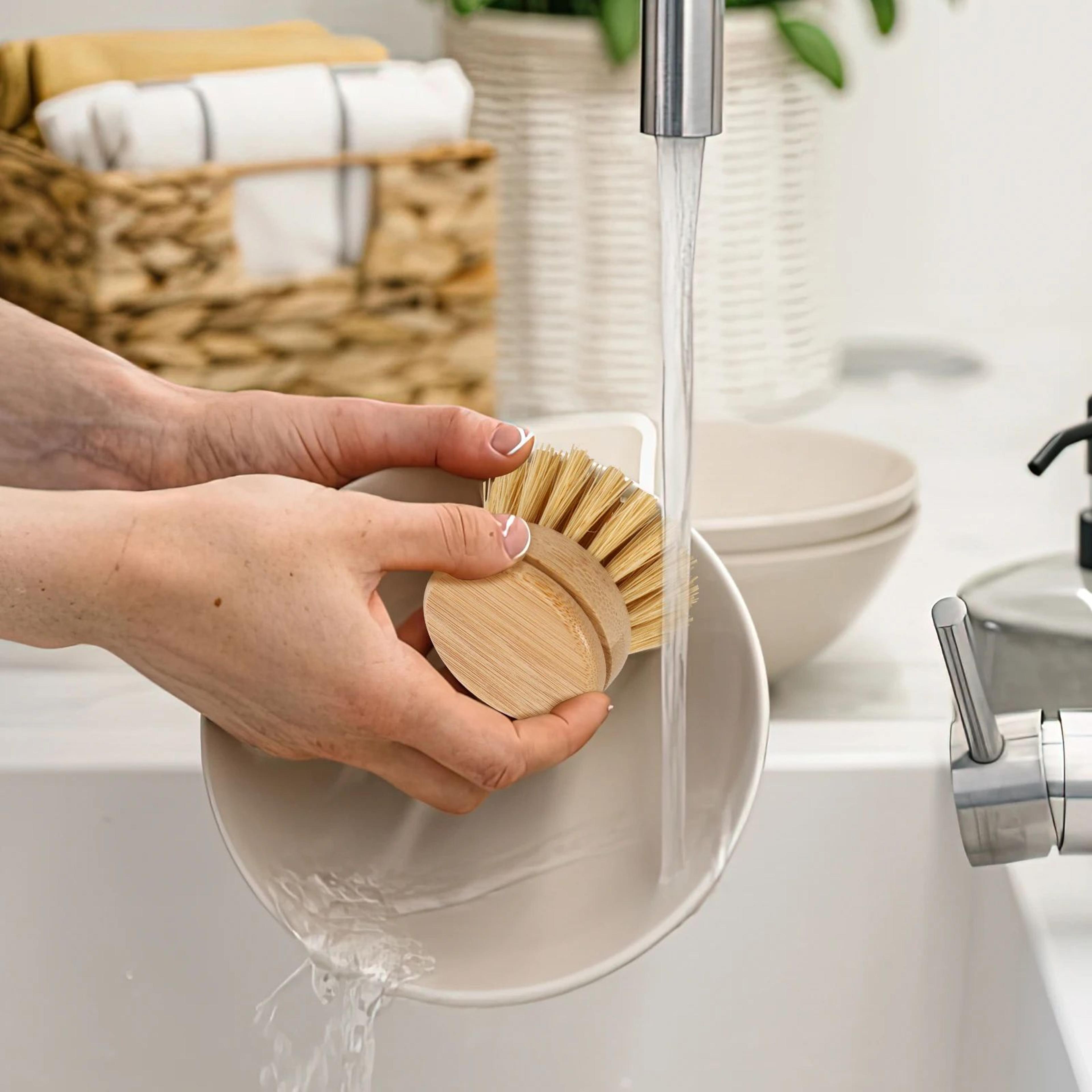 Eco Friendly Wooden Dish Cleaning Brush 6