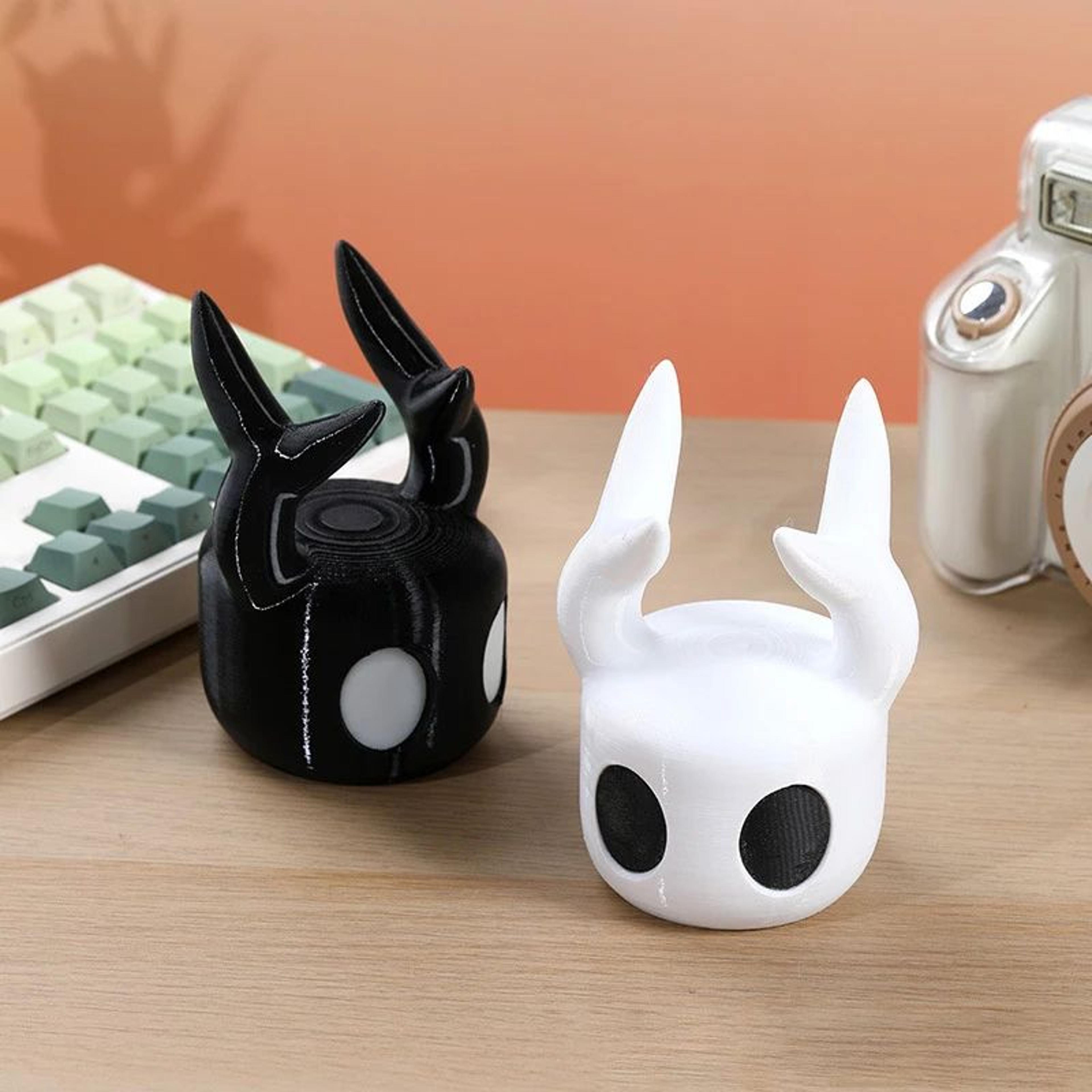 Hollow Knight Universal Game Controller Stand For PS4 PS5 And Switch 4
