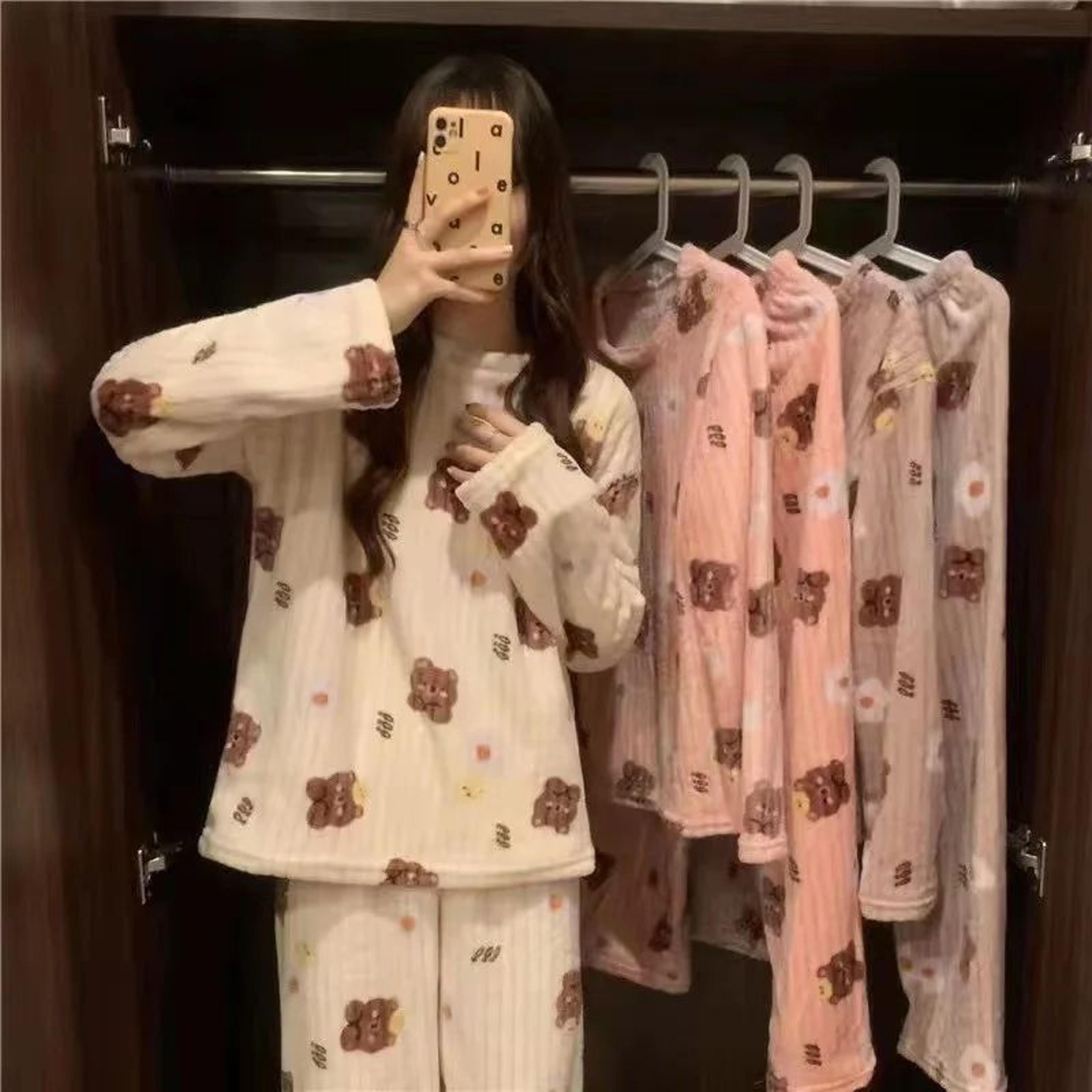 Women Winter Coral Fleece Cartoon Print Pajama Set 4