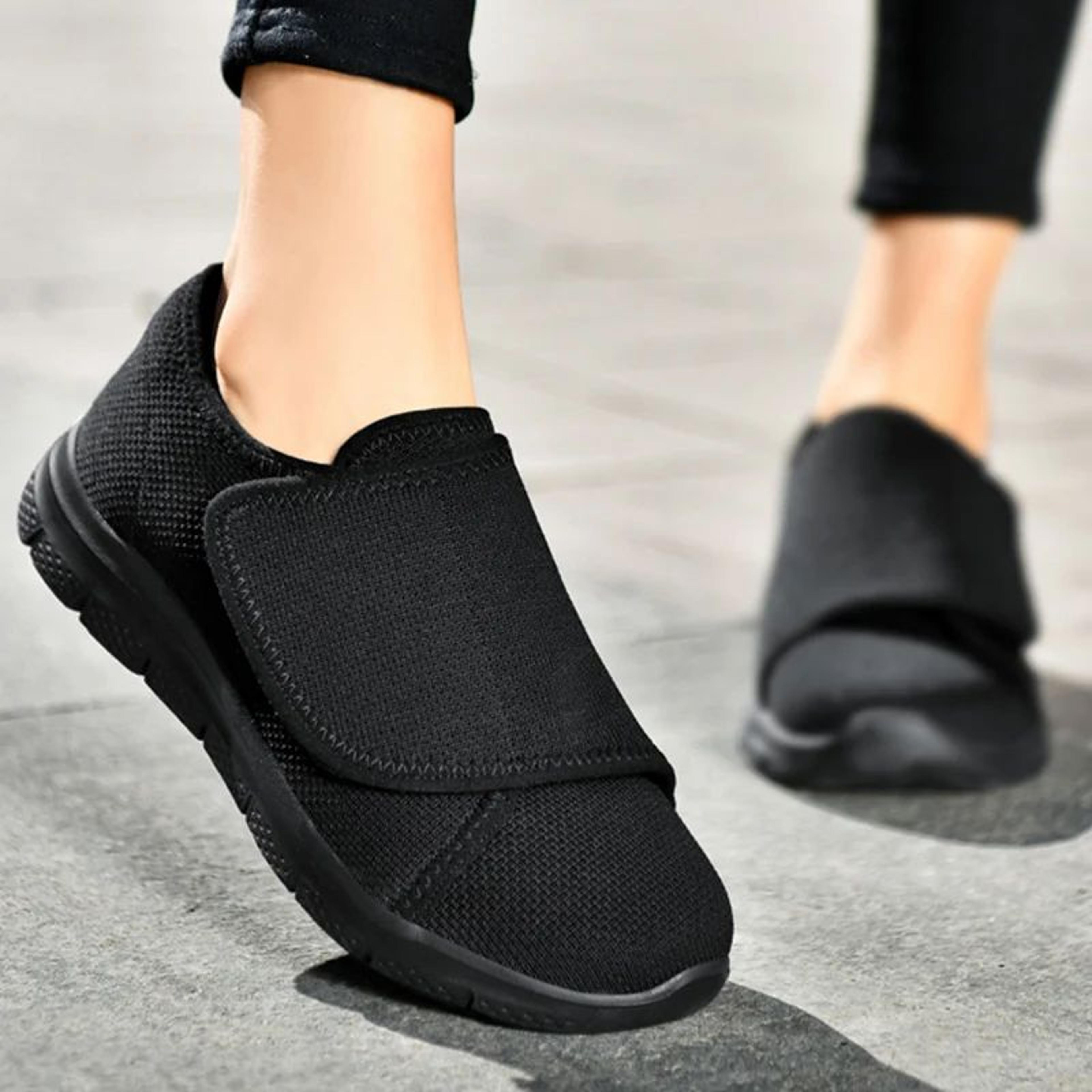 Orthopedic Wide Fit Walking Shoes For Swollen Feet 1