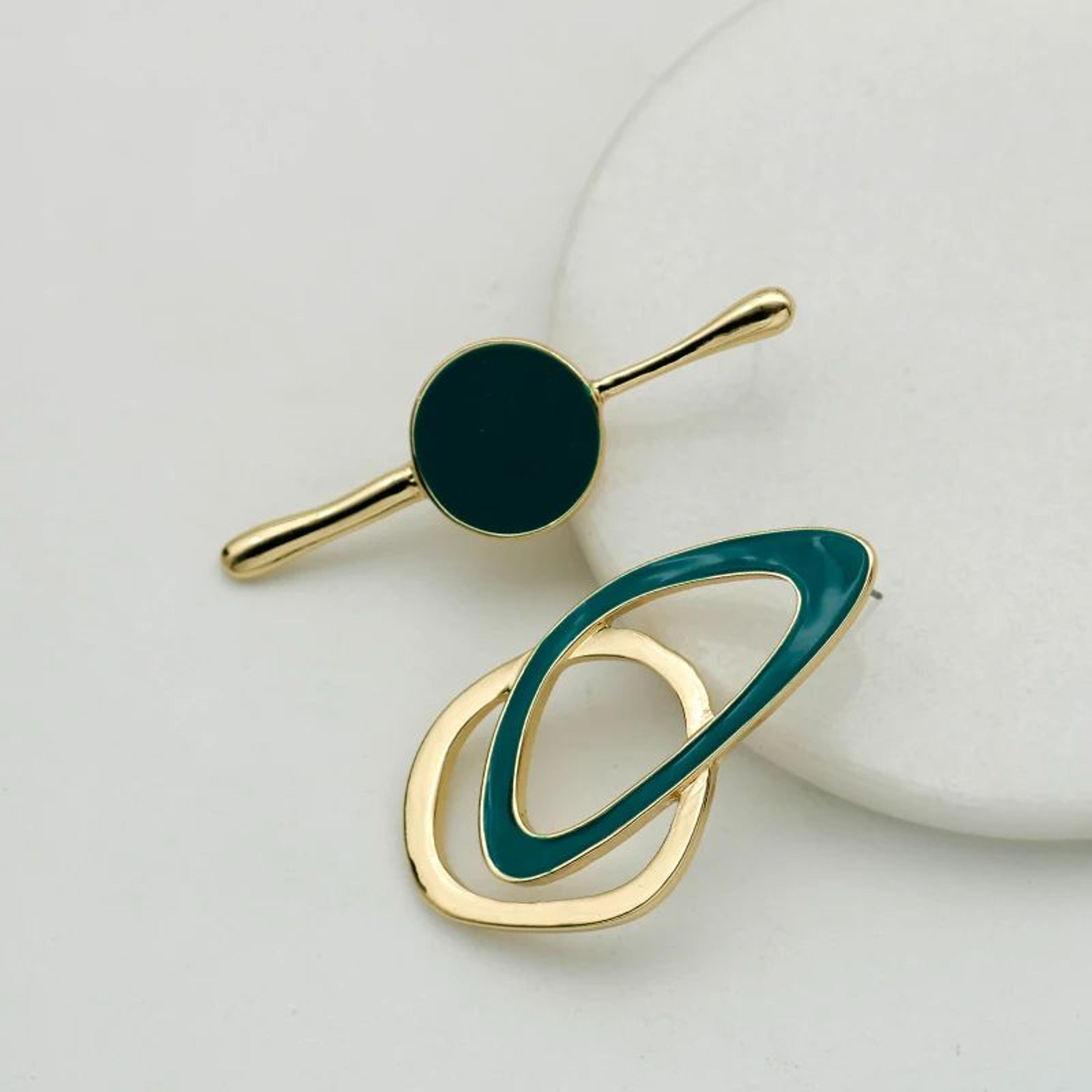 Asymmetric Enamel Metal Post Earrings Trendy Womens Jewelry 1