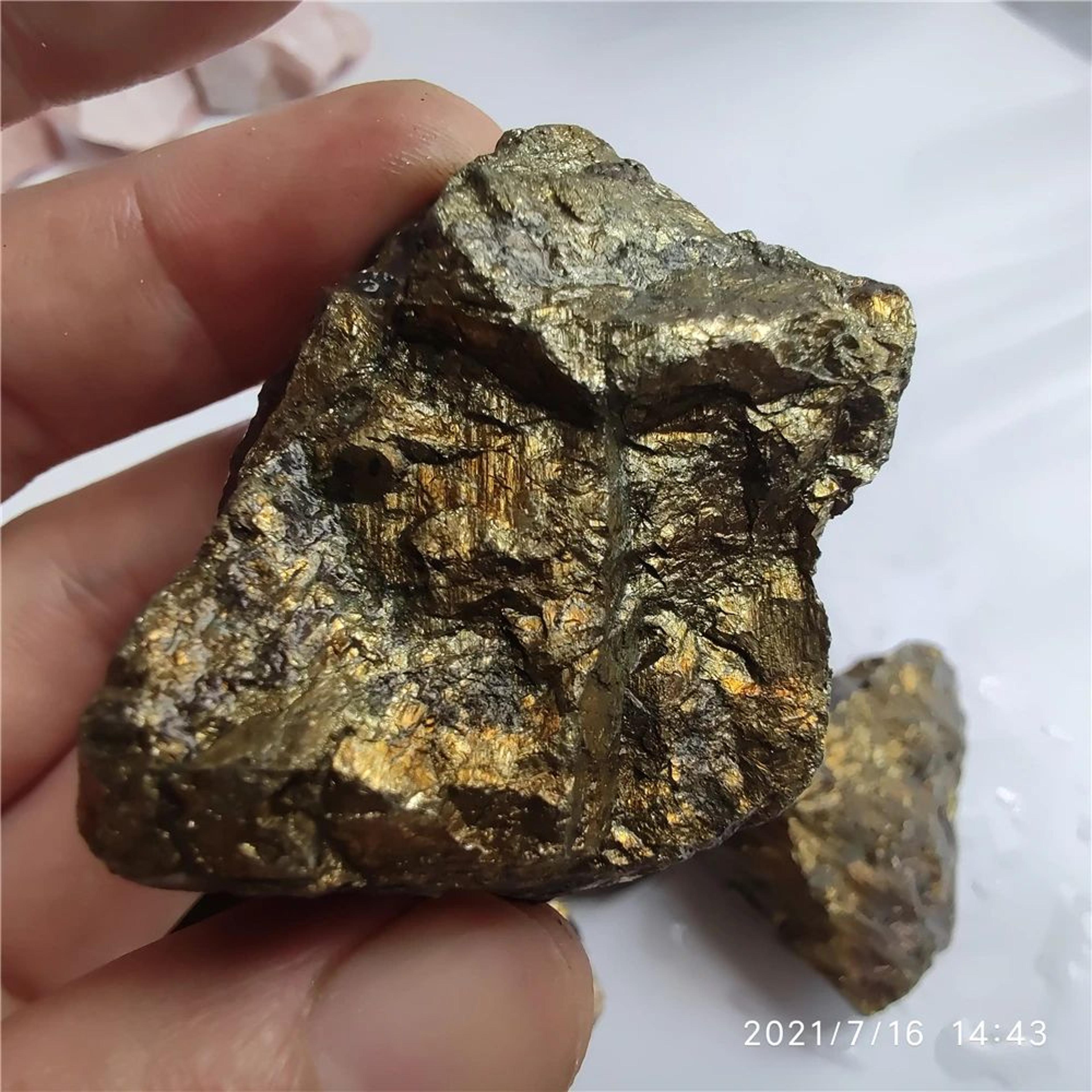 natural chalcopyrite crystal ore stone teaching specimen