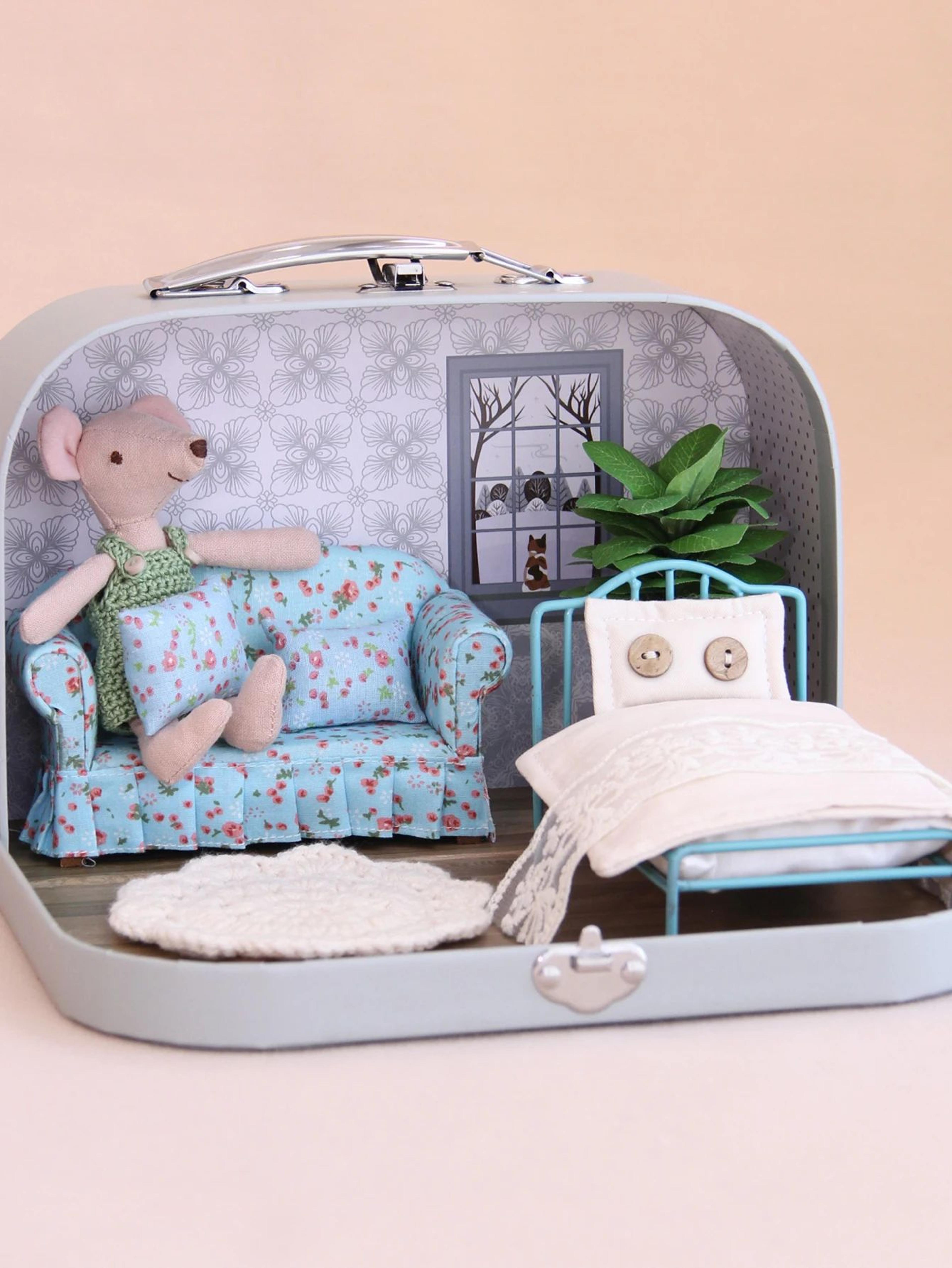Miniature Dollhouse Furniture Gift Box Set 9