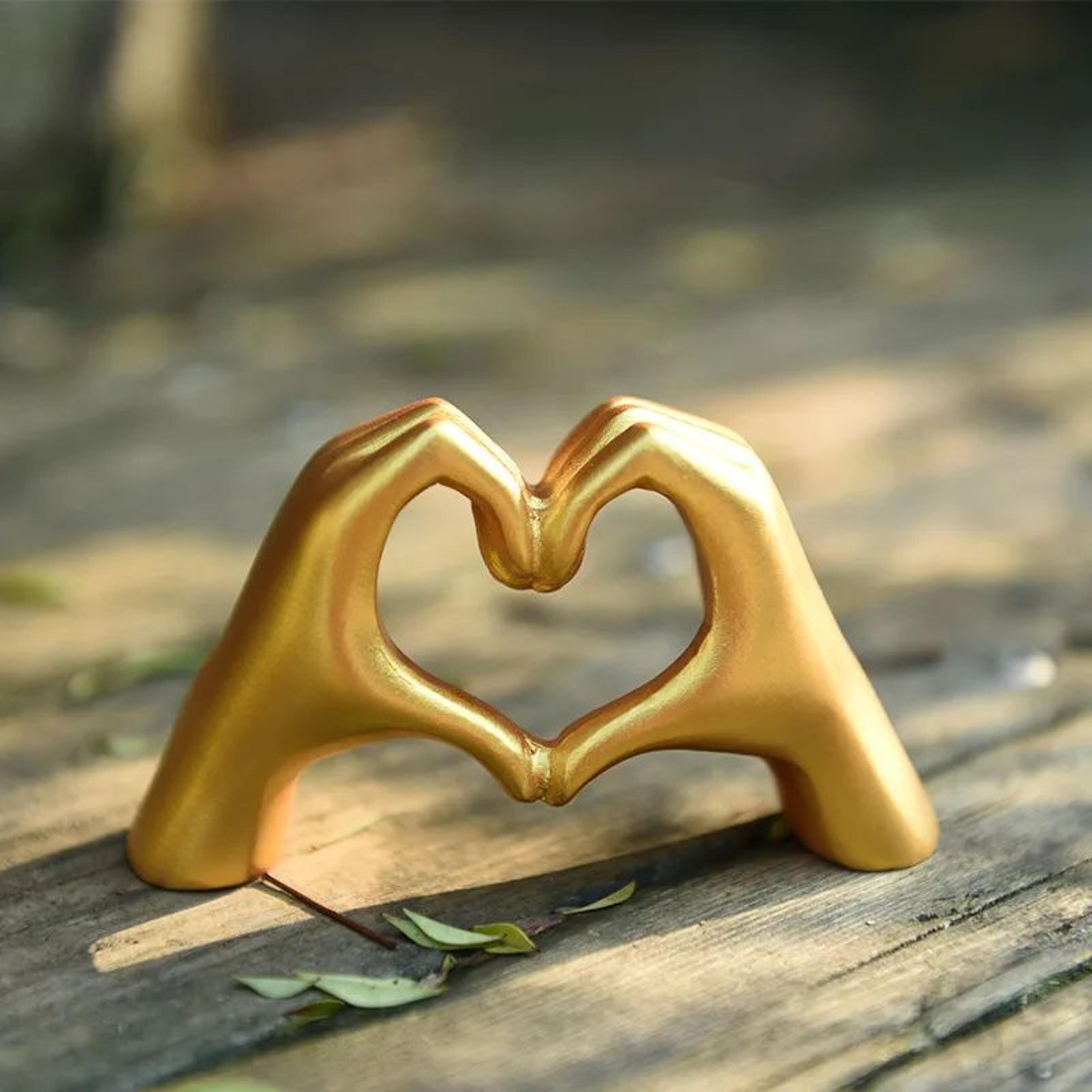 Heart Shaped Table Decor Accent 5