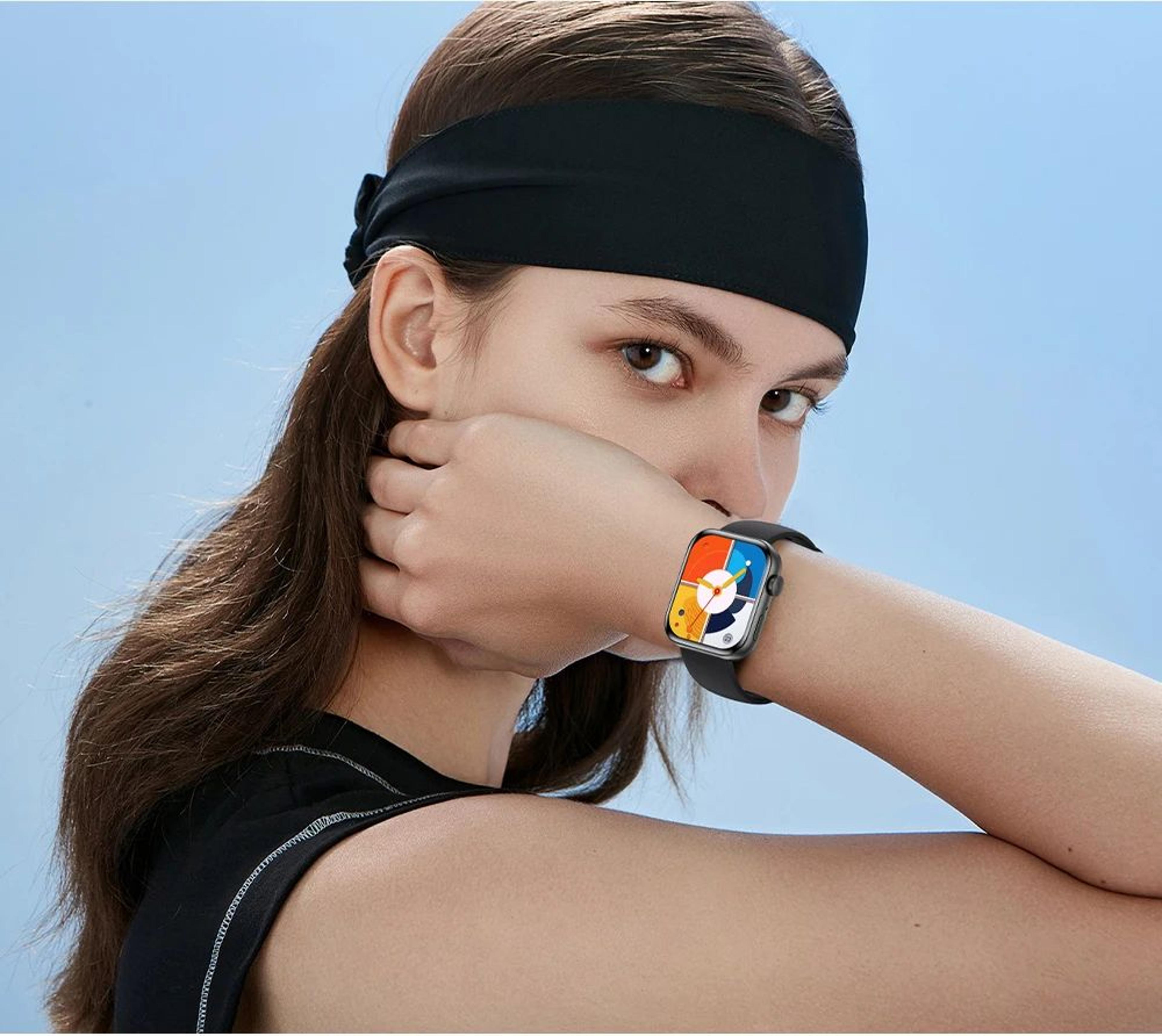 AMOLED GPS Smartwatch With NFC And Bluetooth Call 7