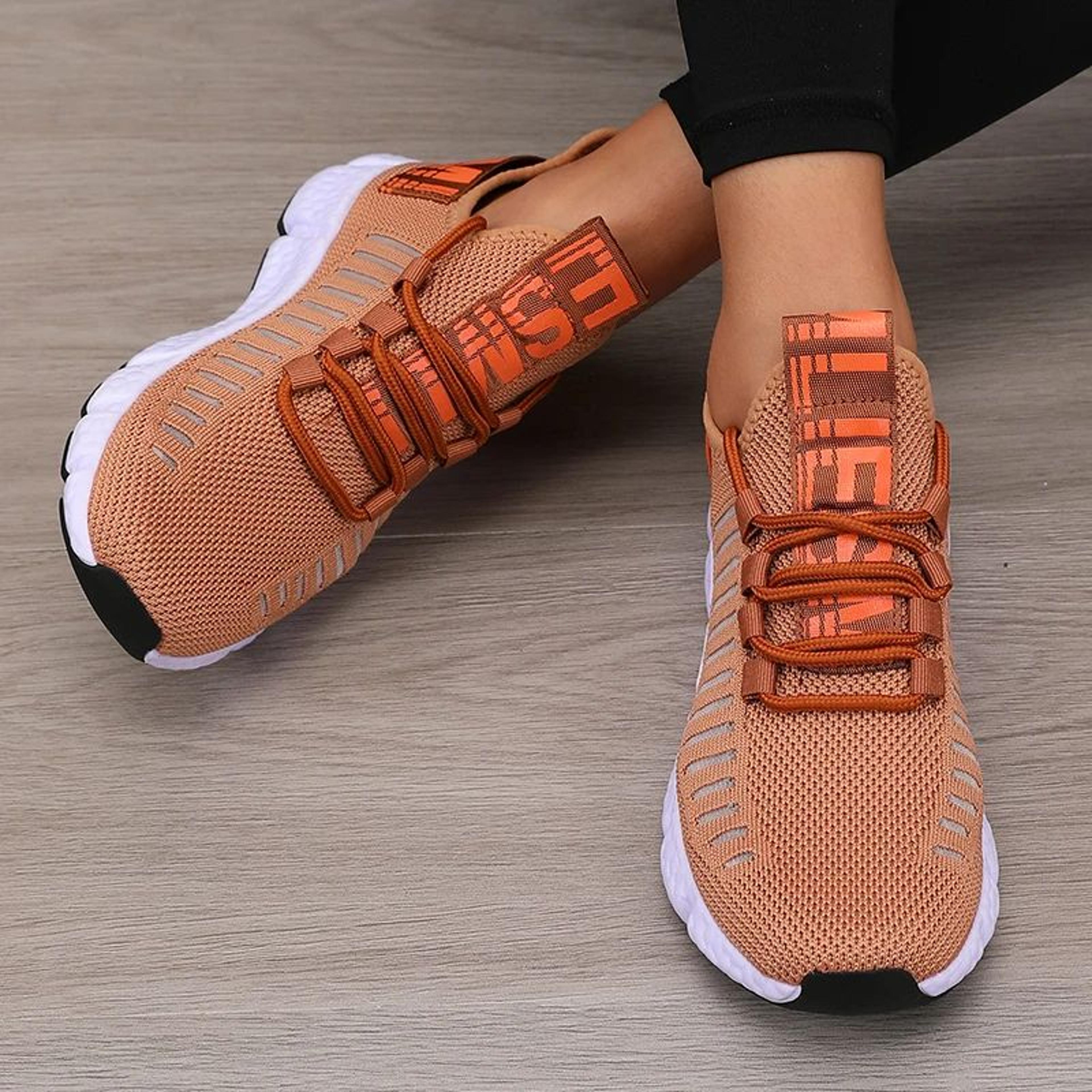 Lightweight Breathable Mesh Sports Walking Shoes 4