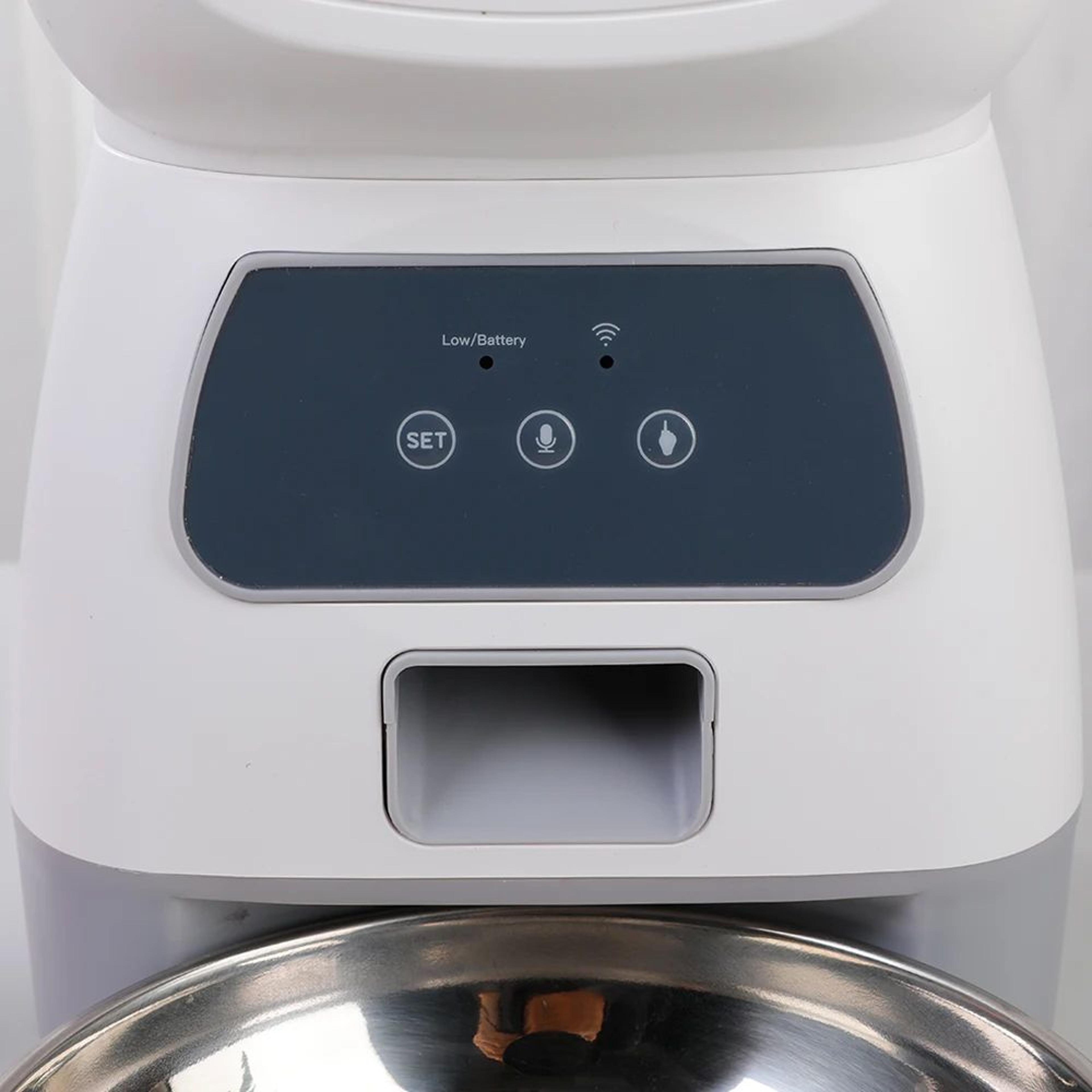 Smart WiFi Automatic Pet Feeder With Voice Recorder 2