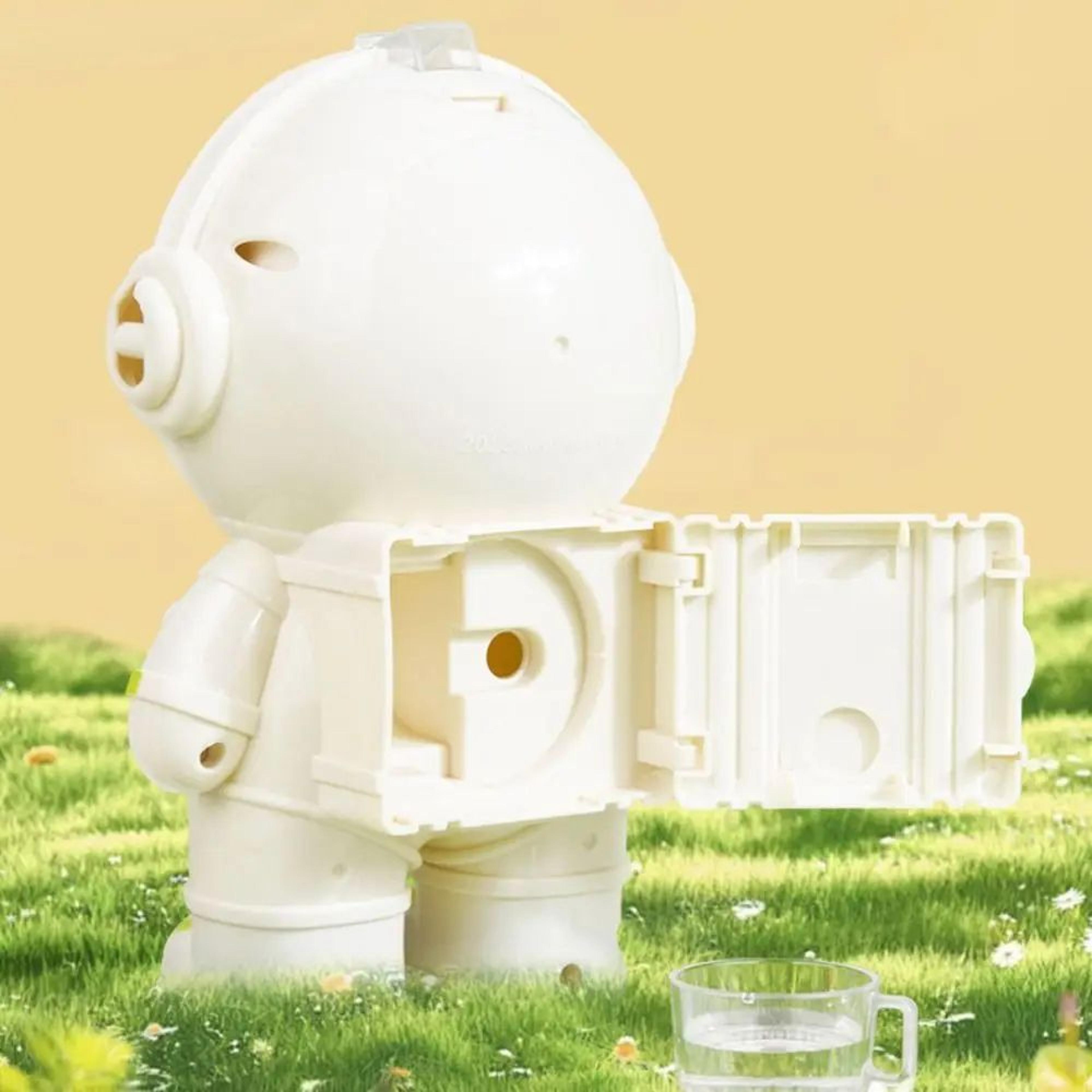 Astronaut Mini Straw Water Bottle 1