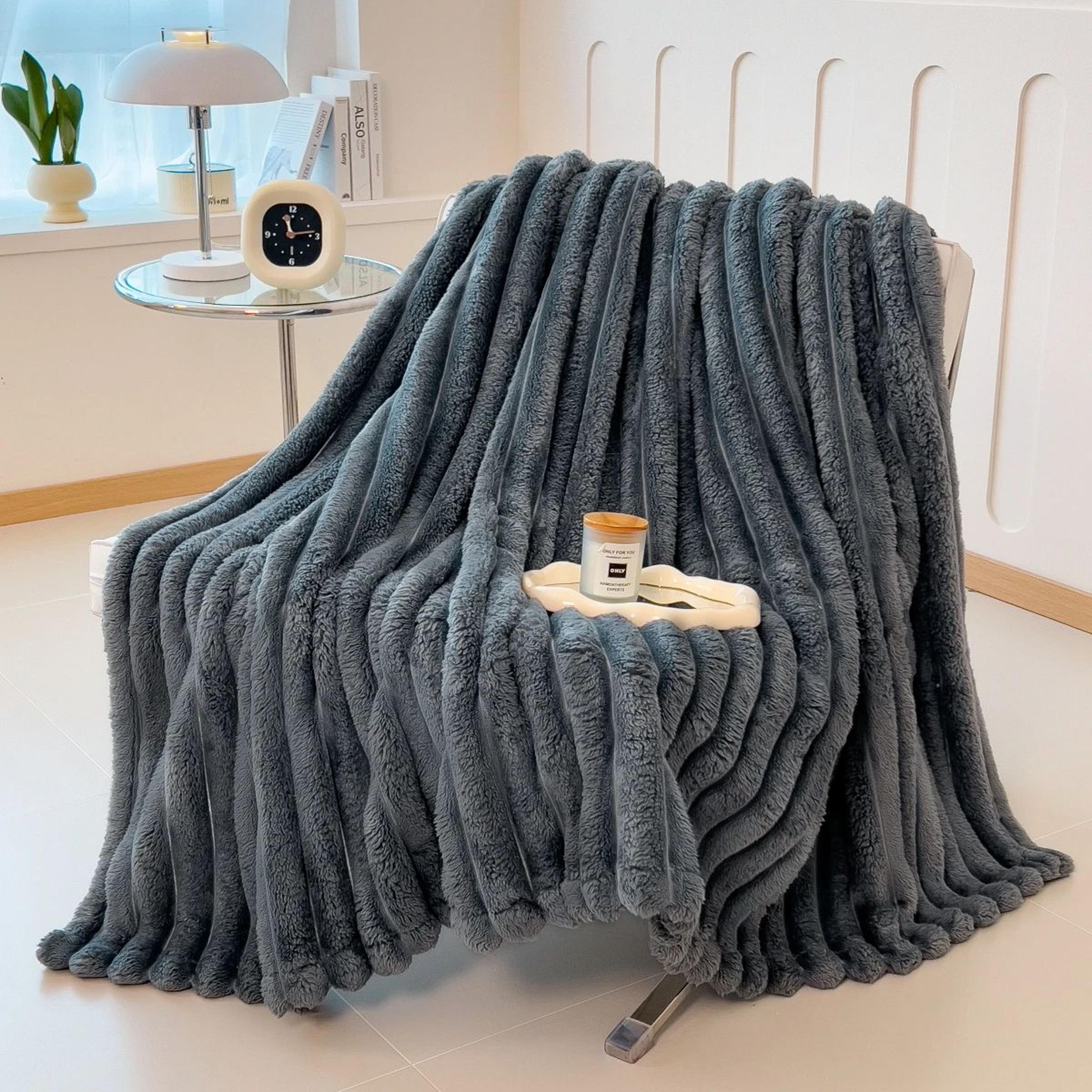 Thick Striped Multifunction Blanket Bed Cover 1