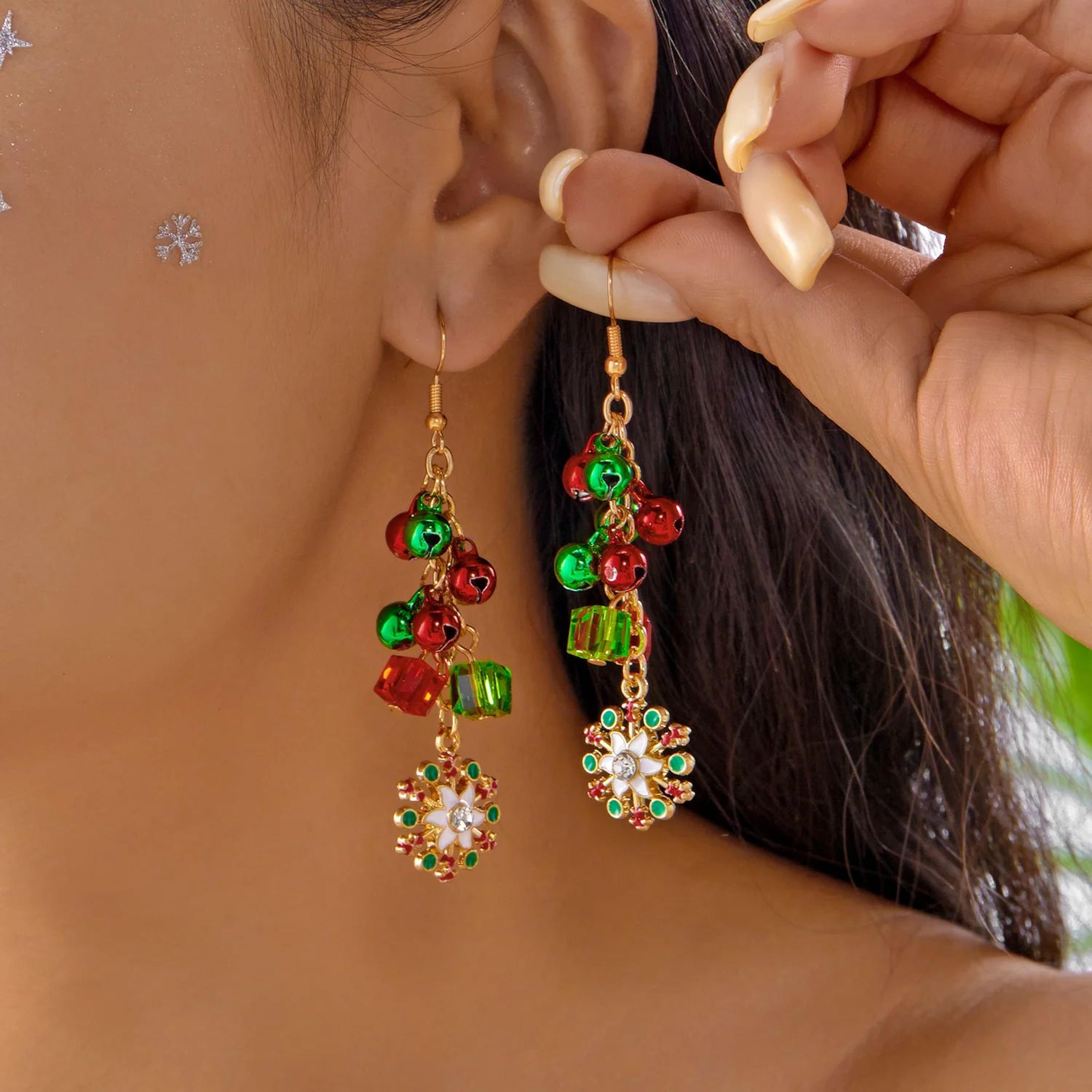 Trendy Christmas Santa Snowman And Snowflake Dangle Earrings 1