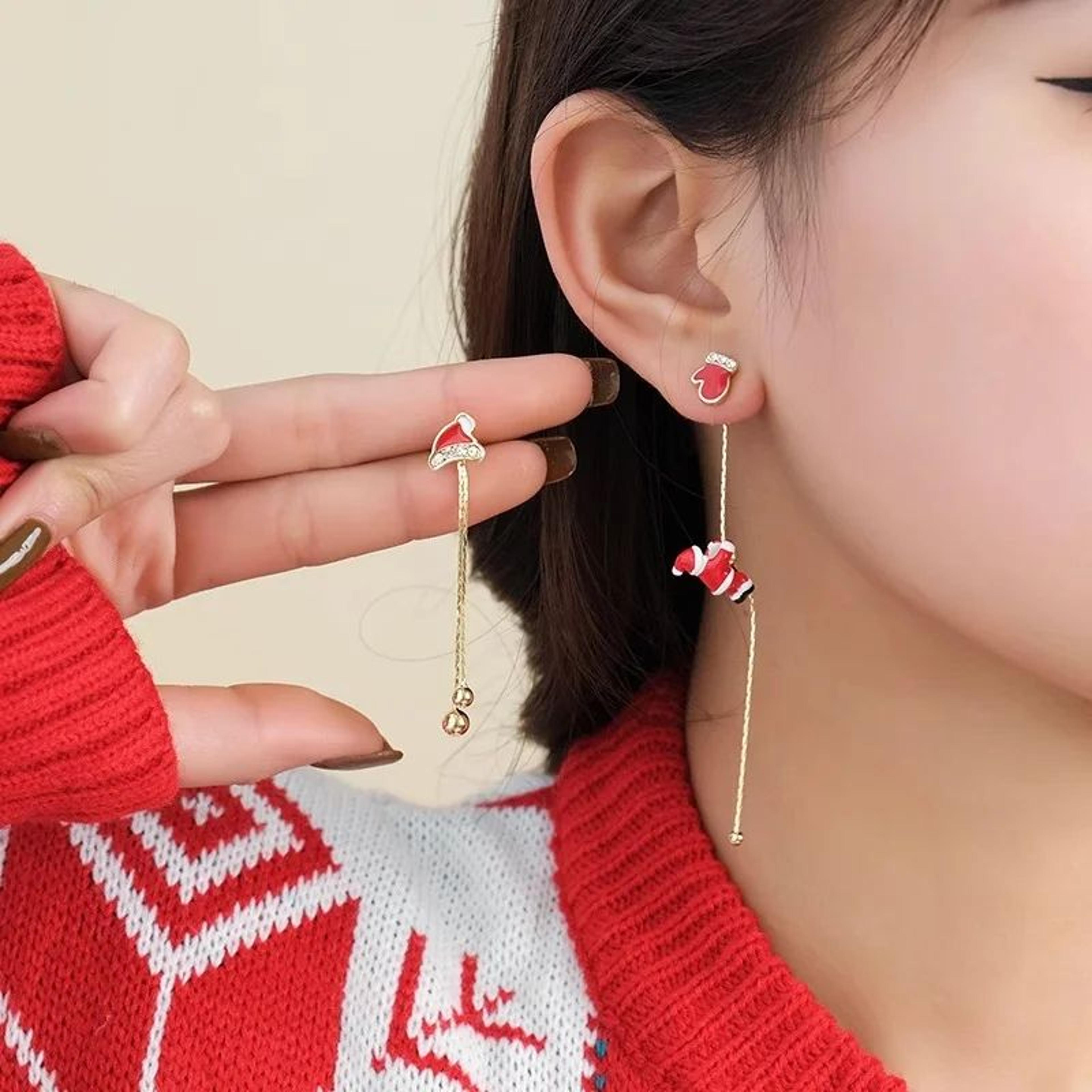 Trendy Christmas Santa Snowman And Snowflake Dangle Earrings 17