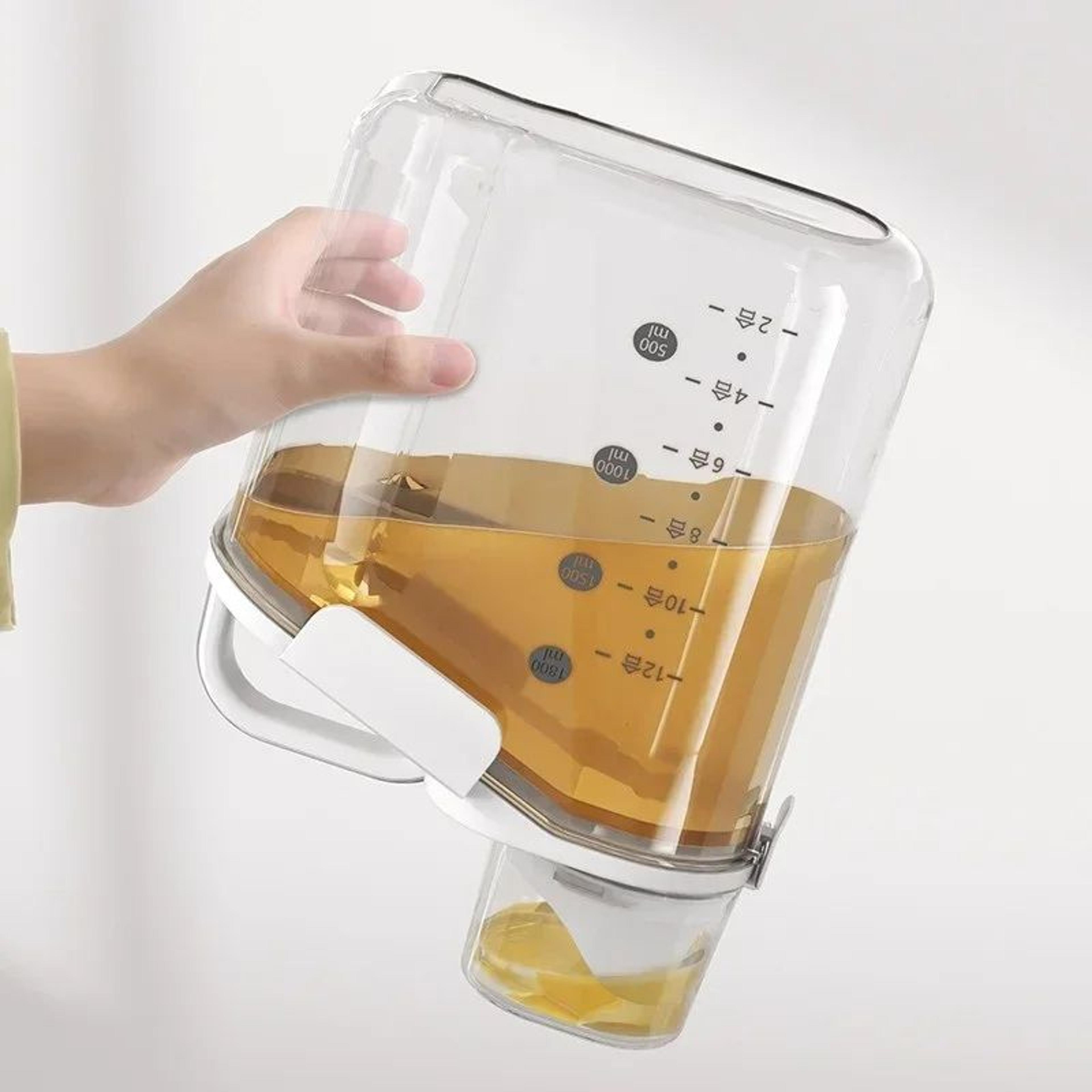 1500ML Airtight Grain Storage Container With Measuring Cup 3