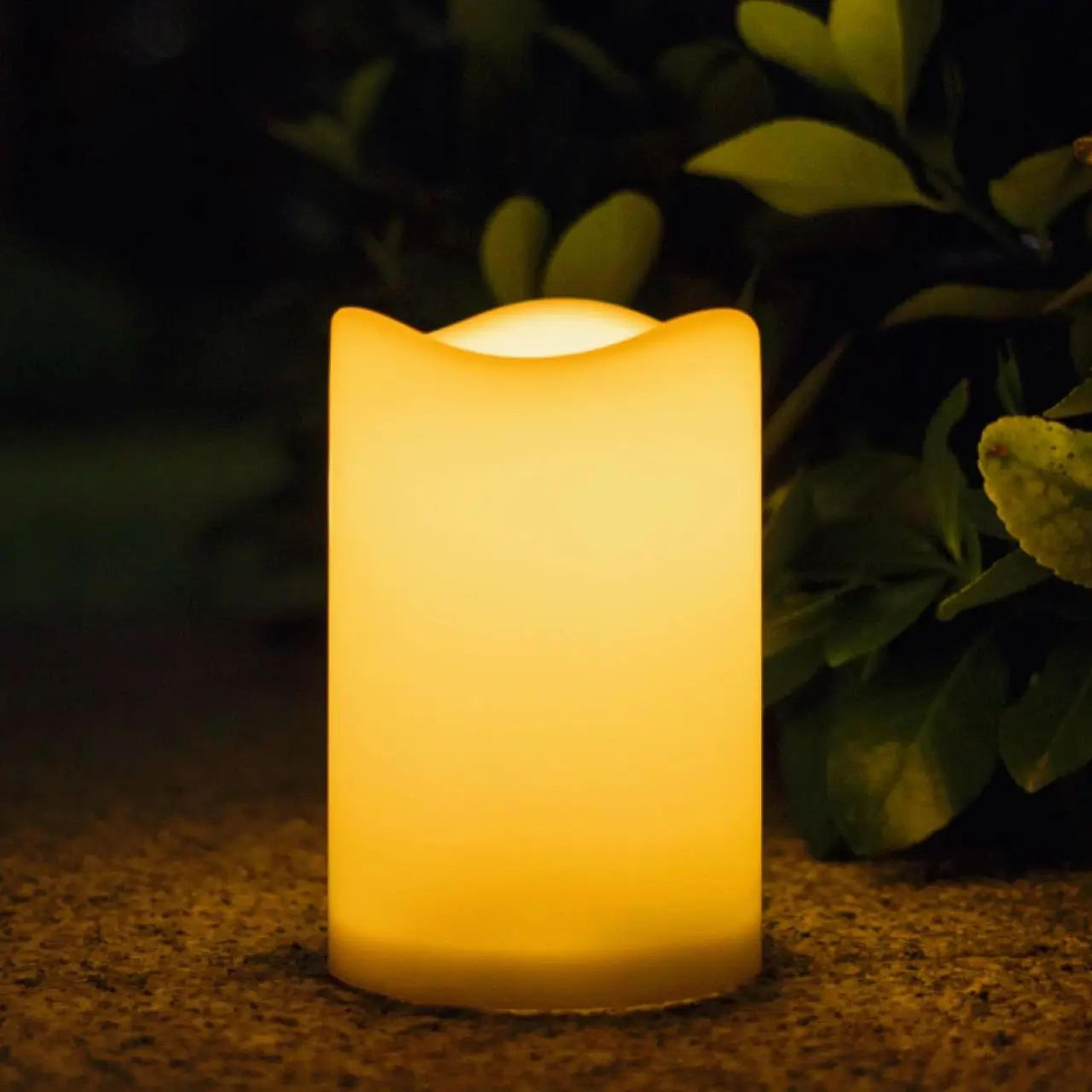 Waterproof Flameless LED Tea Light Candles With Remote Control 0