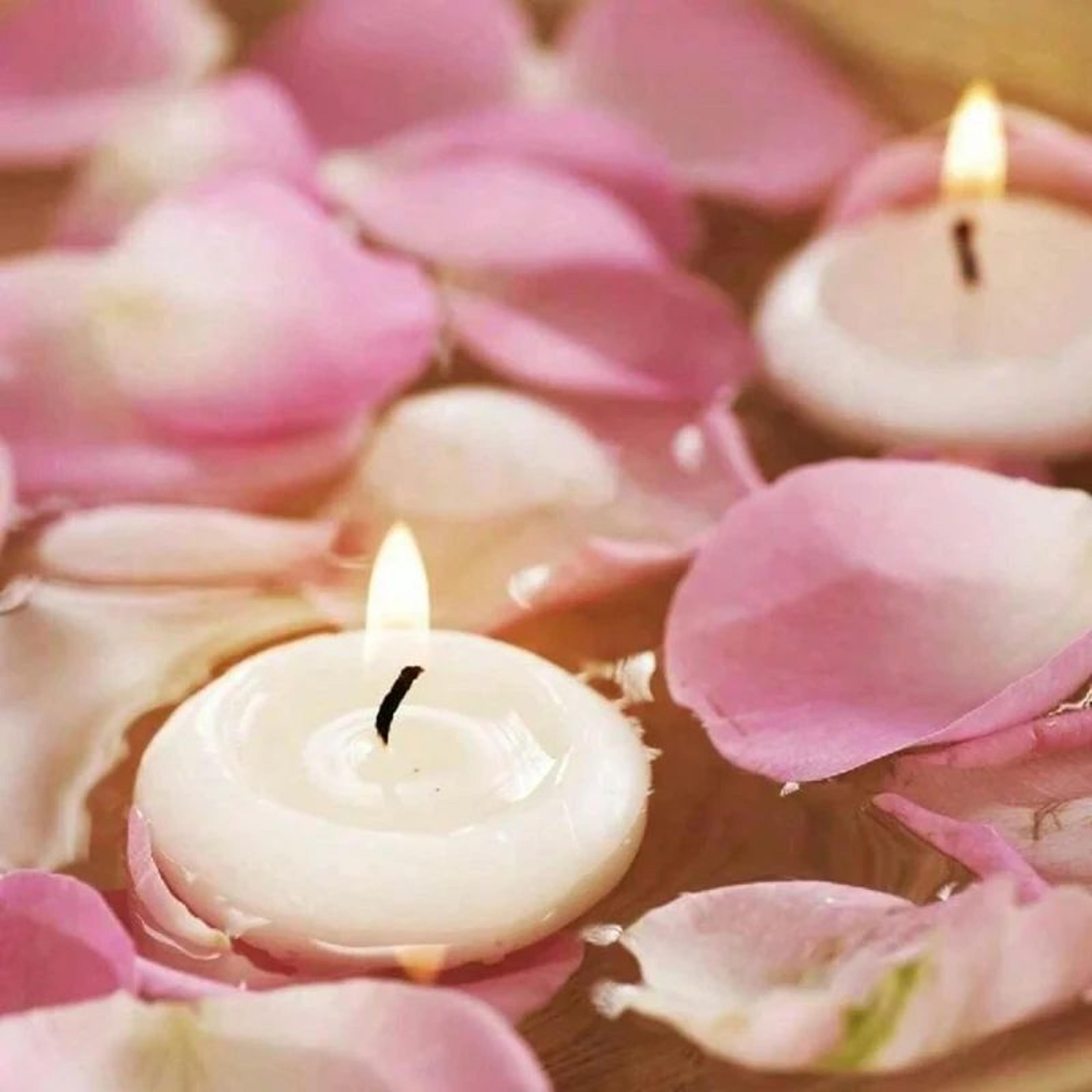 Unscented Floating Disc Candles For Romantic Decor 3