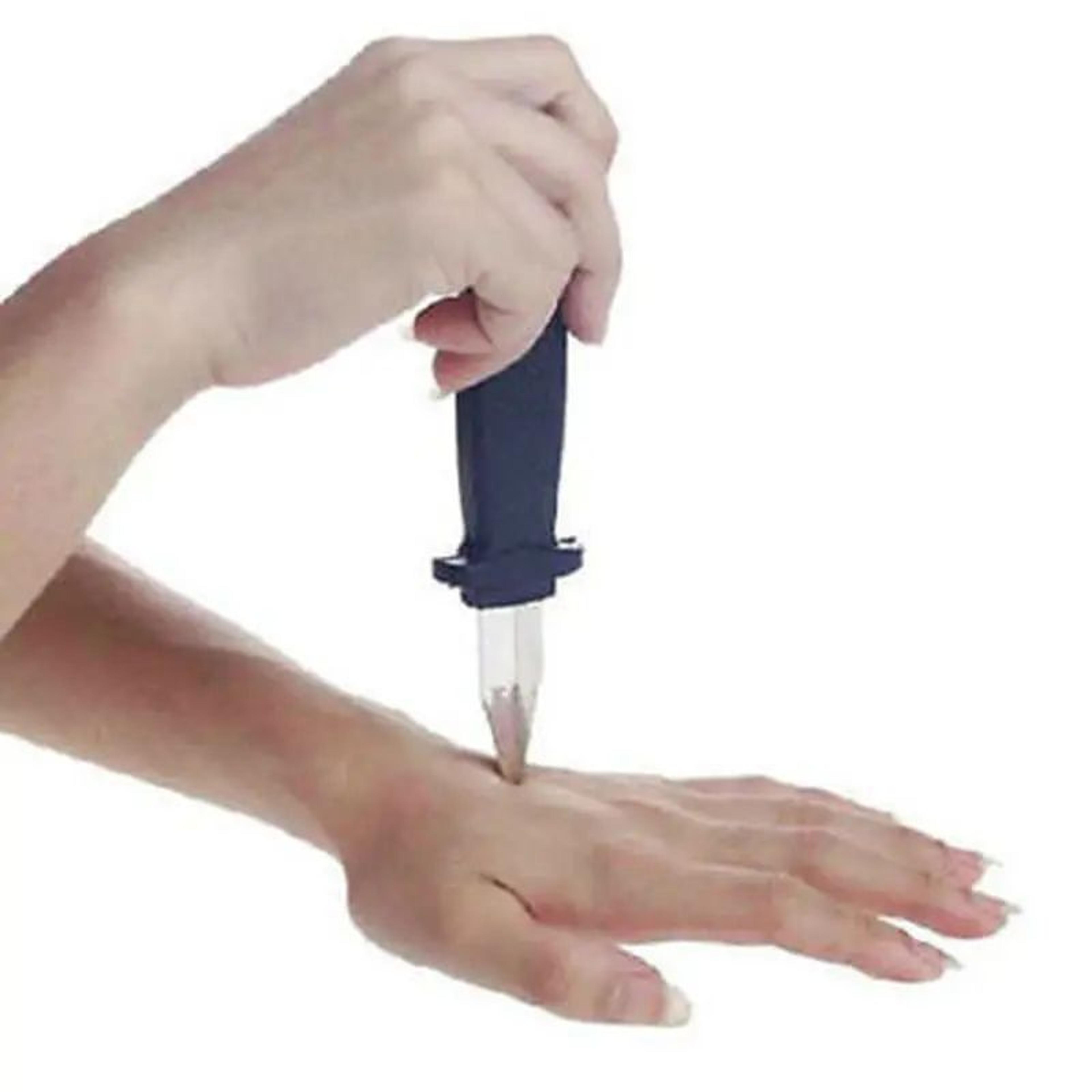 Retractable Fake Knife Magic Prank Toy 18cm 0