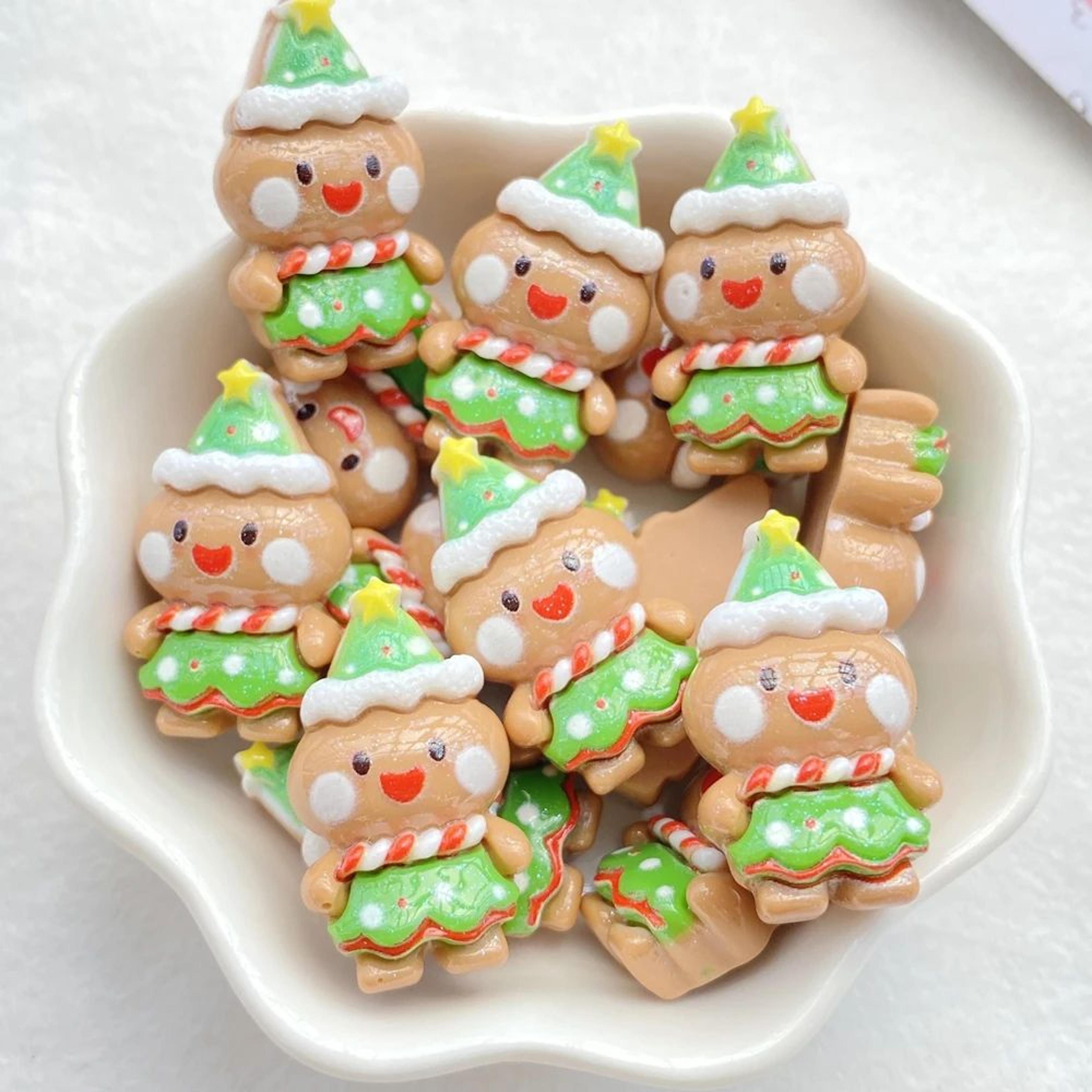 10 Piece Christmas Resin Craft Charms Set 7