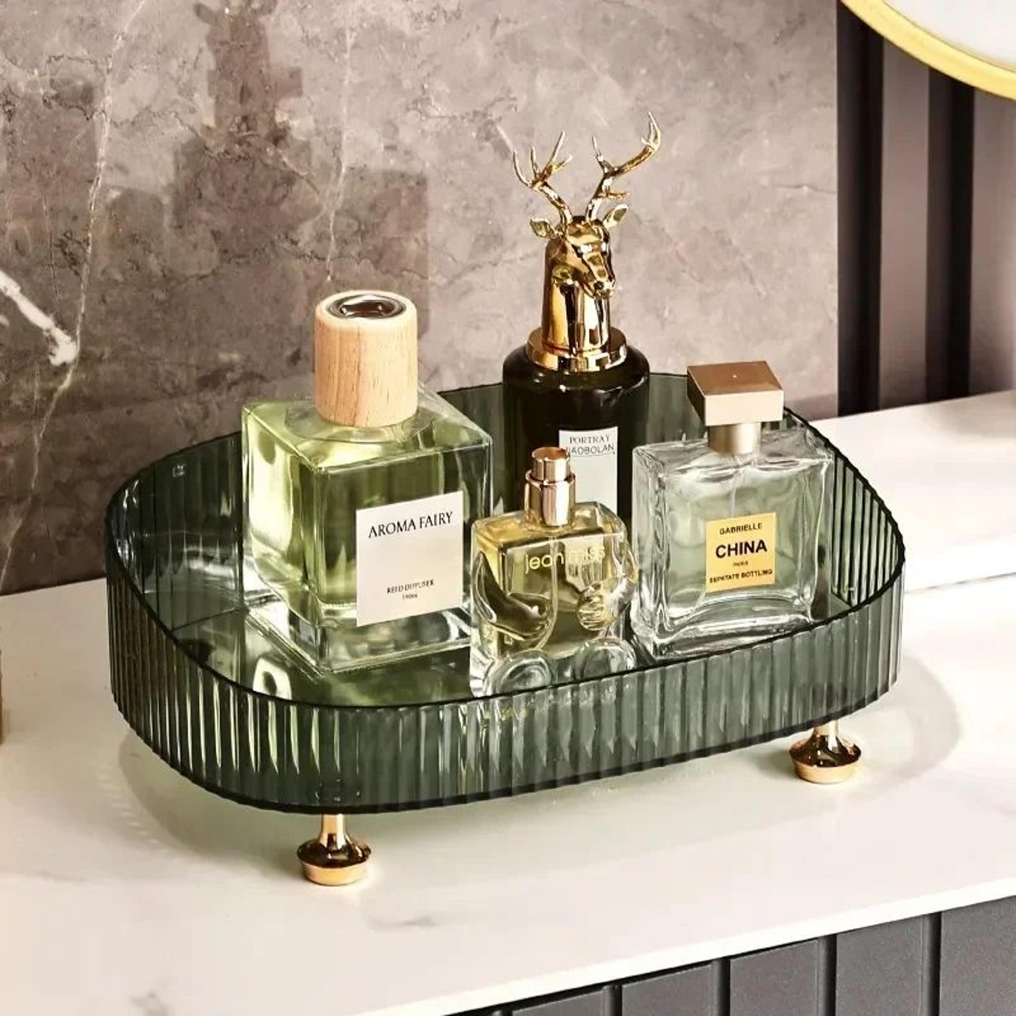 Transparent Large Capacity Cosmetic Storage Tray 8
