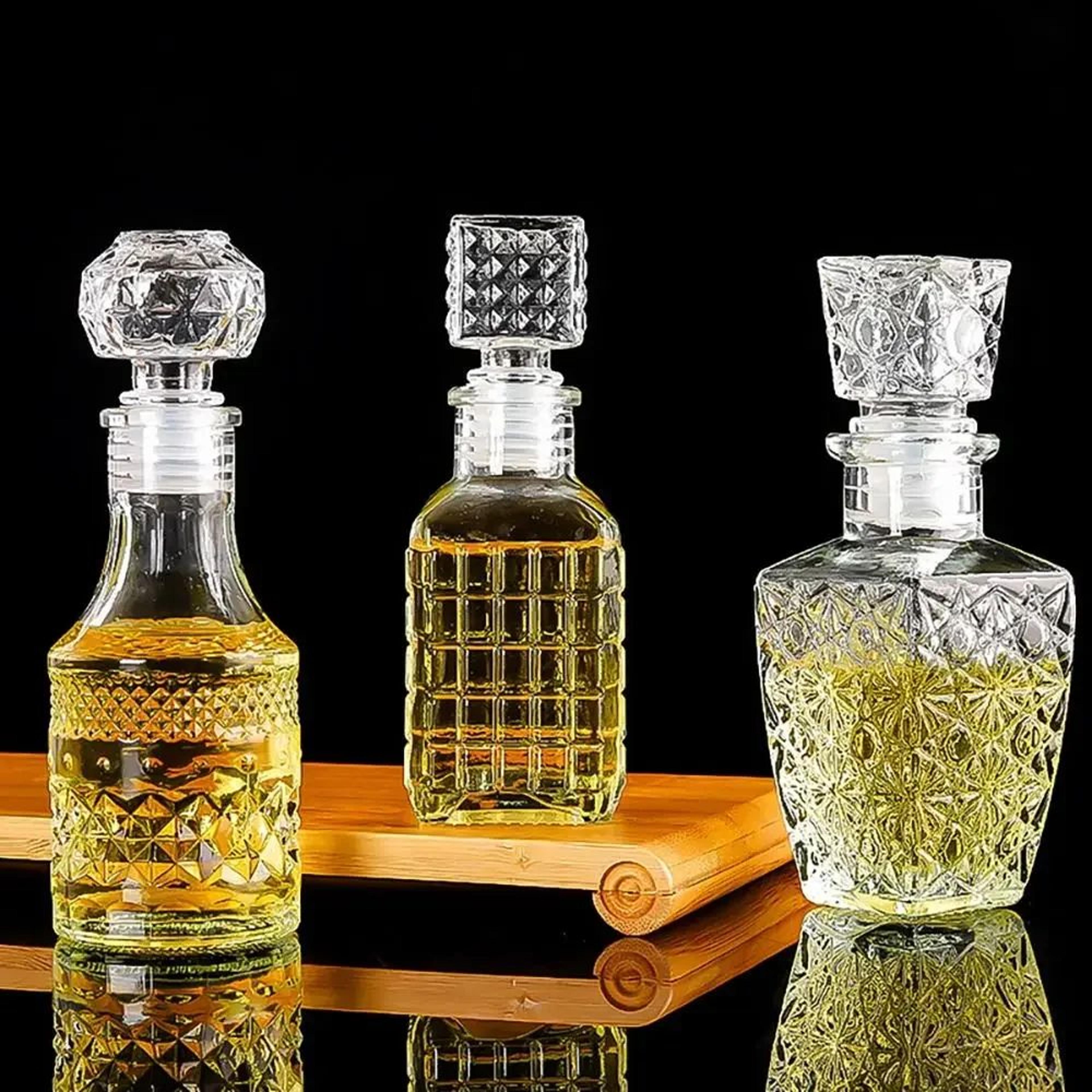 Mini 50ml Glass Liquor Bottle With Screw Cap 2