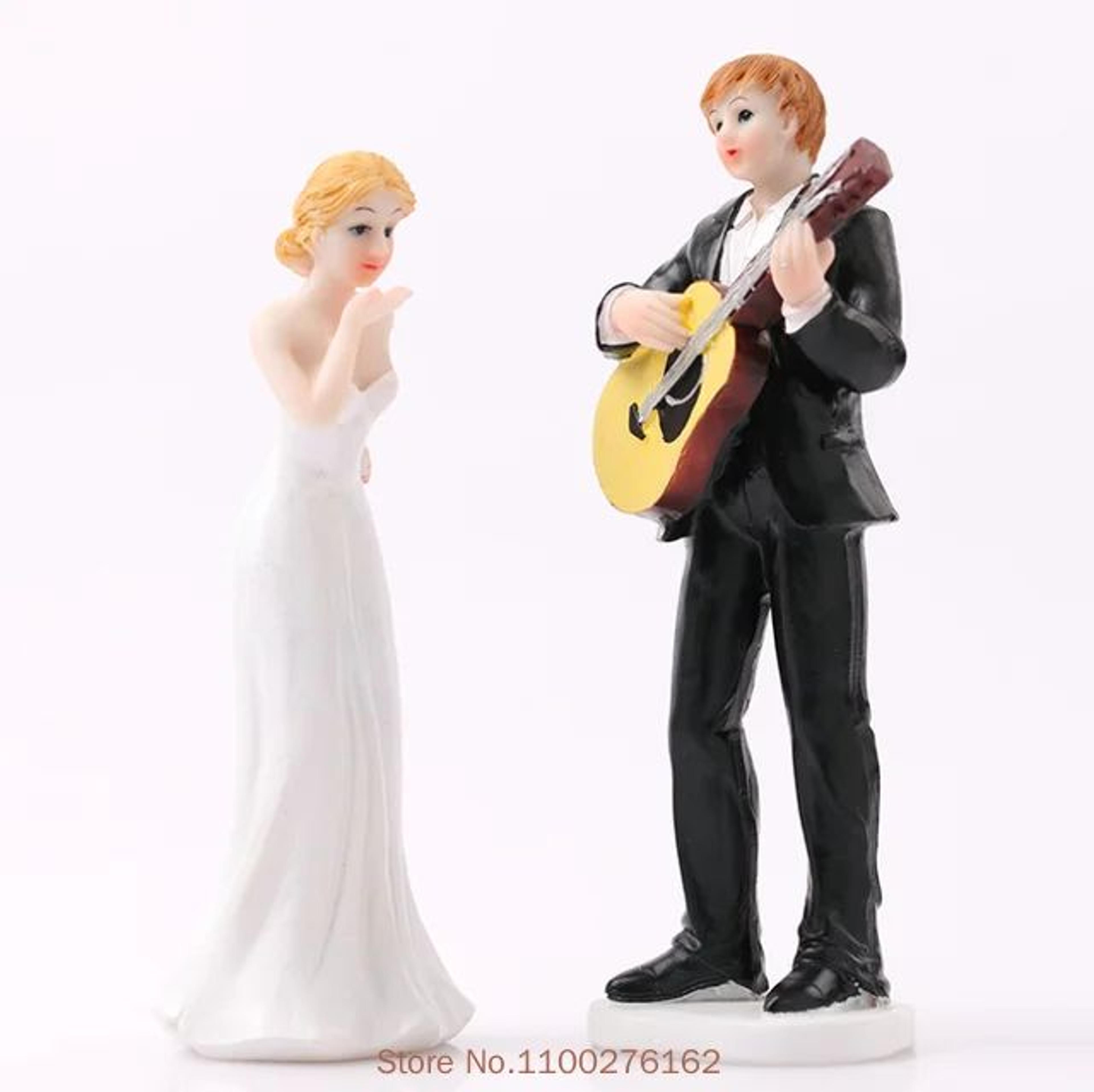 Romantic Bride And Groom Wedding Cake Topper 9