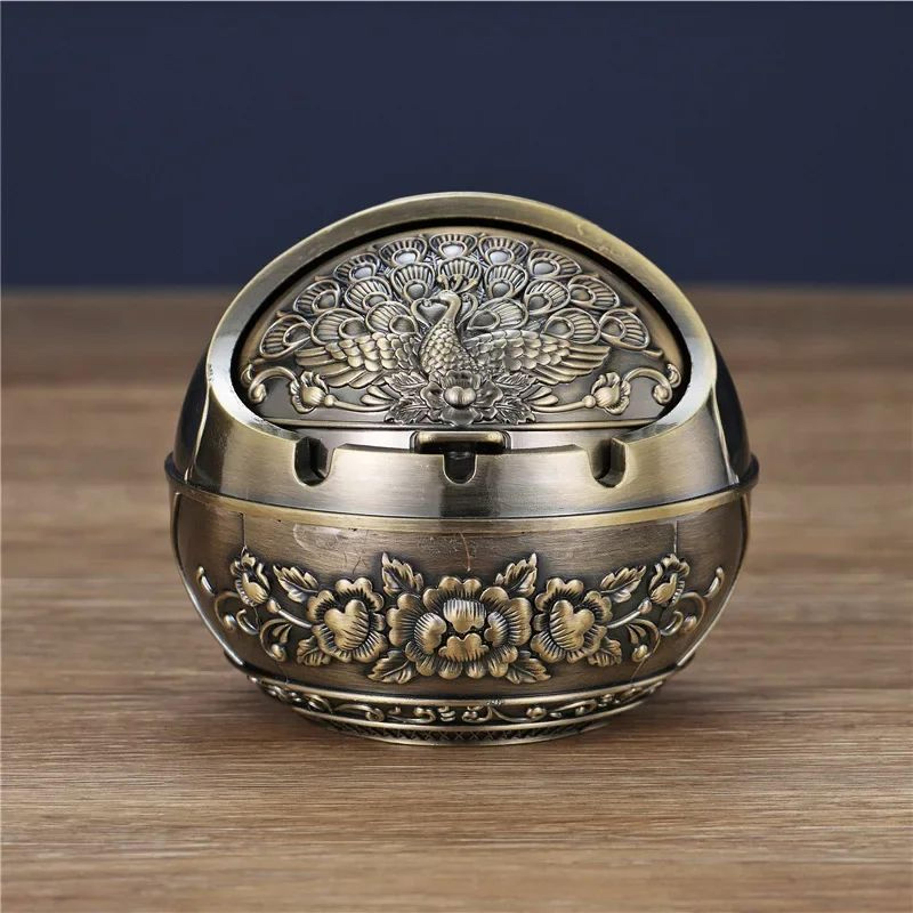Creative Ashtray With Lid For Home And Living Room 11