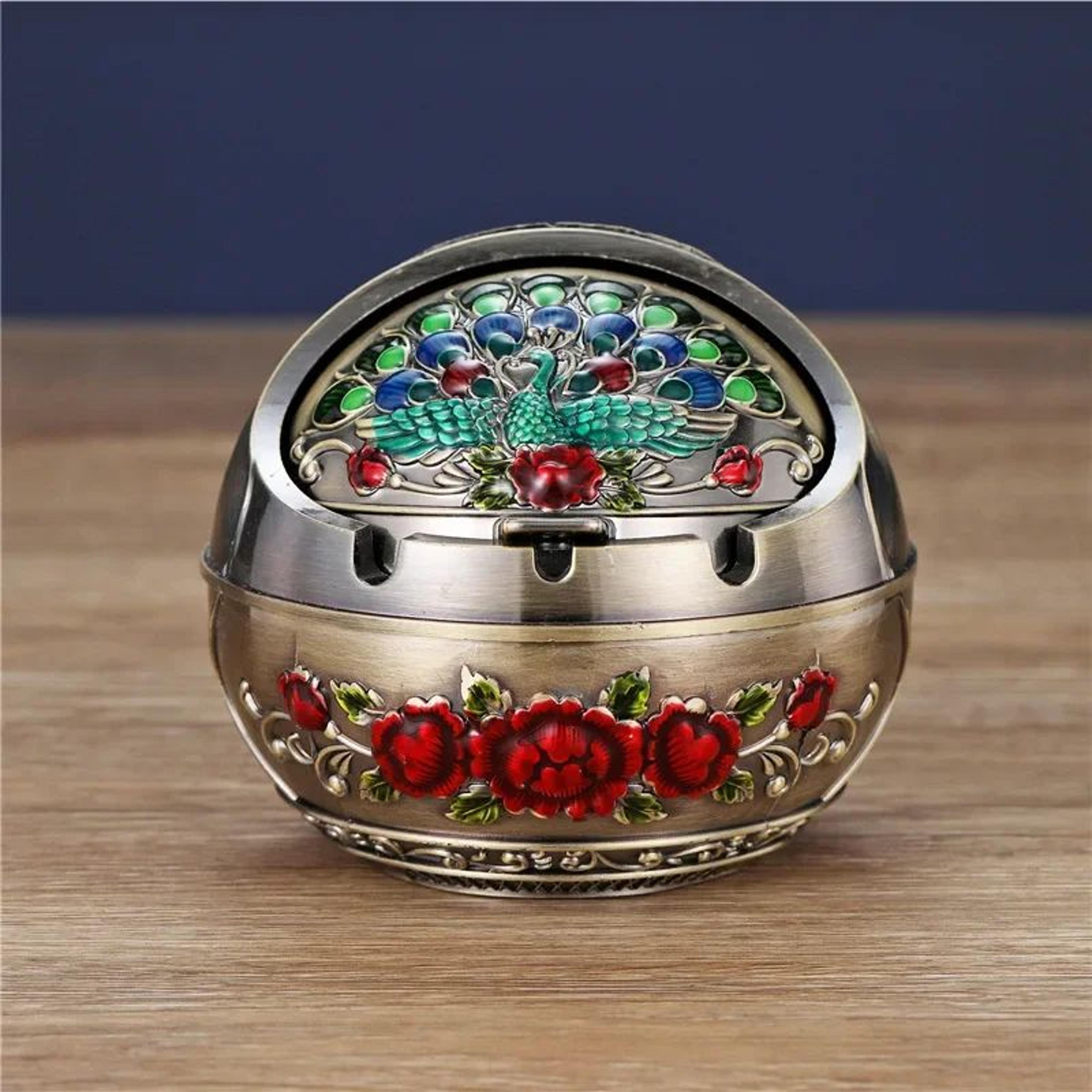 Creative Ashtray With Lid For Home And Living Room 13