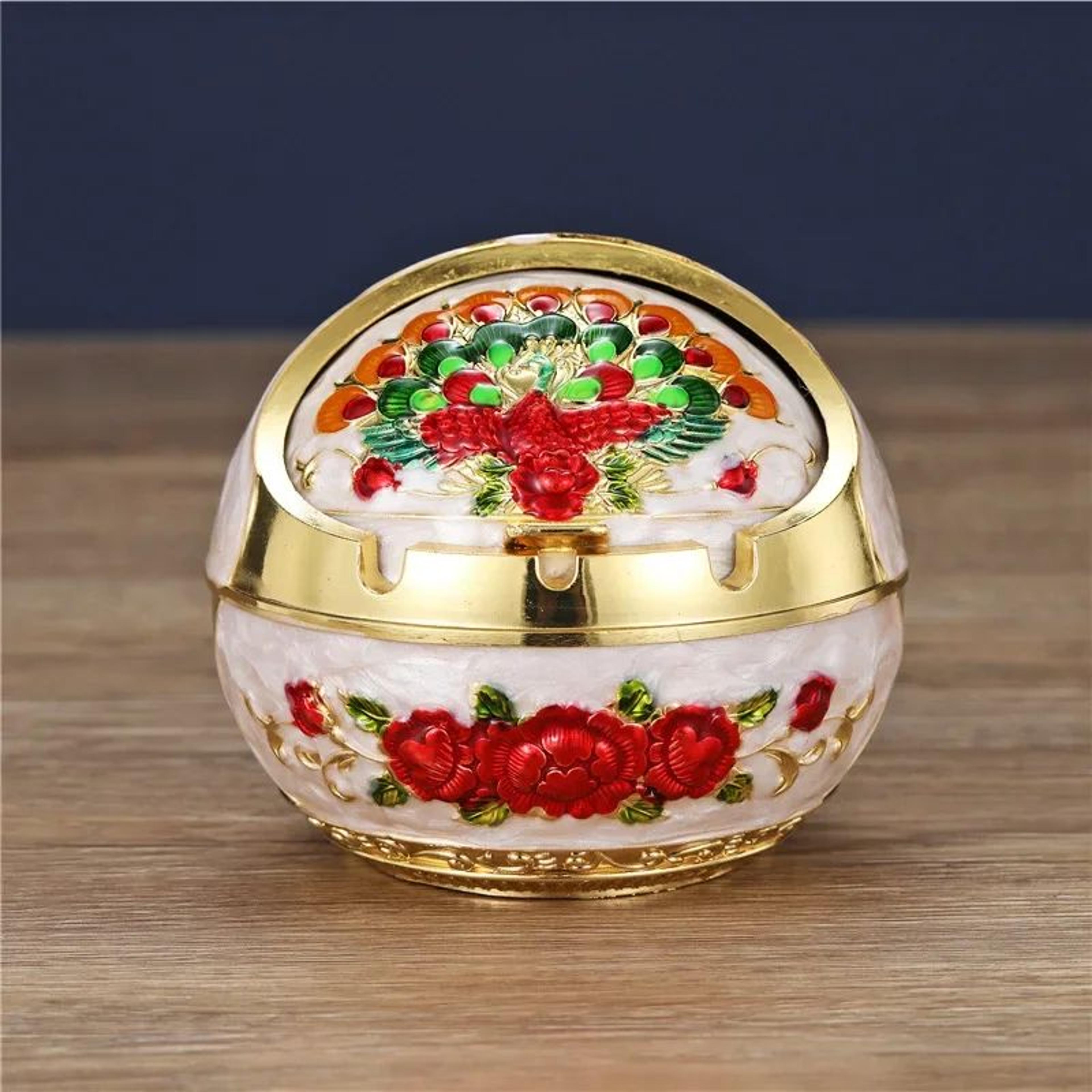 Creative Ashtray With Lid For Home And Living Room 15