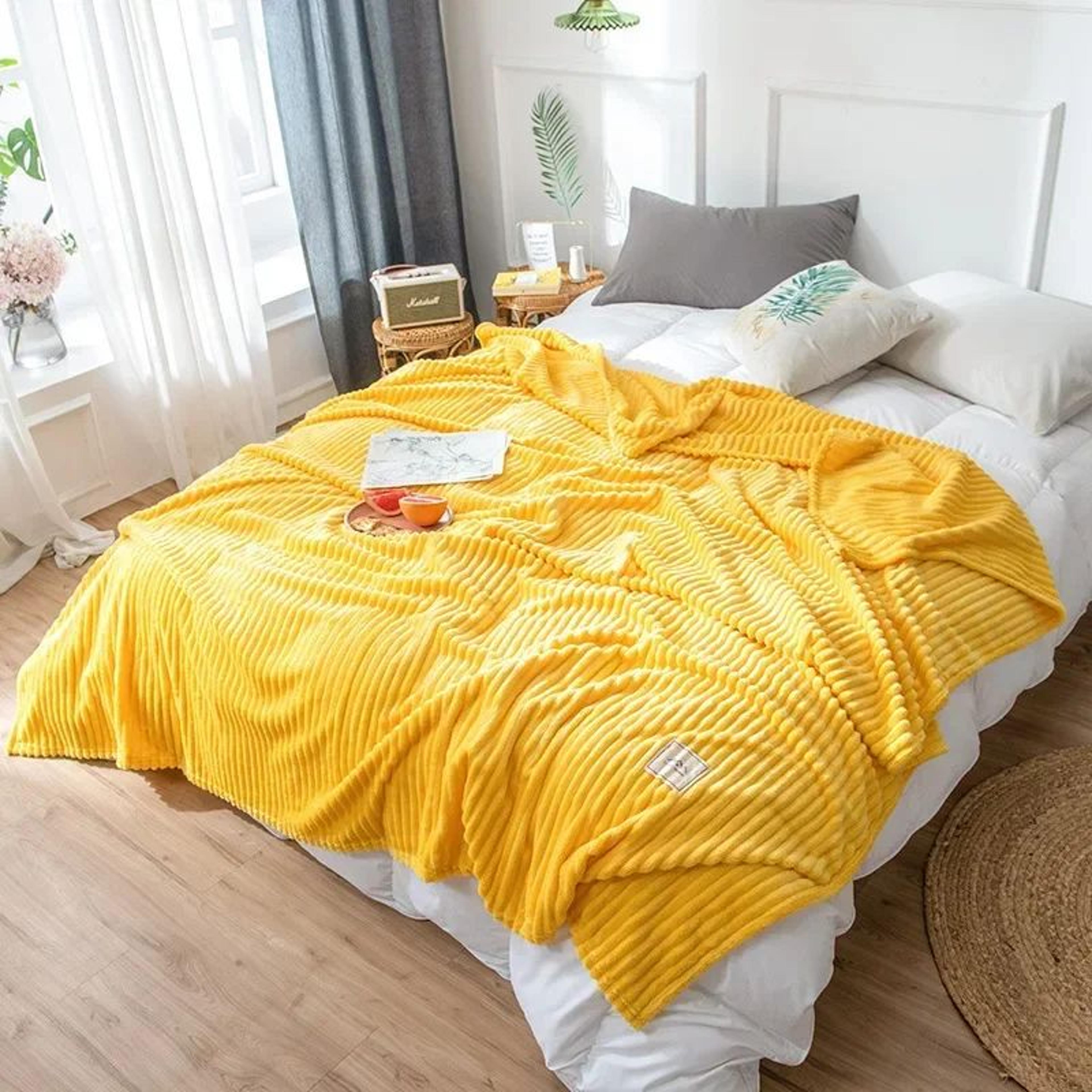 Patterned Soft Hugging Throw Blanket For Sofa Bed And Couch 3