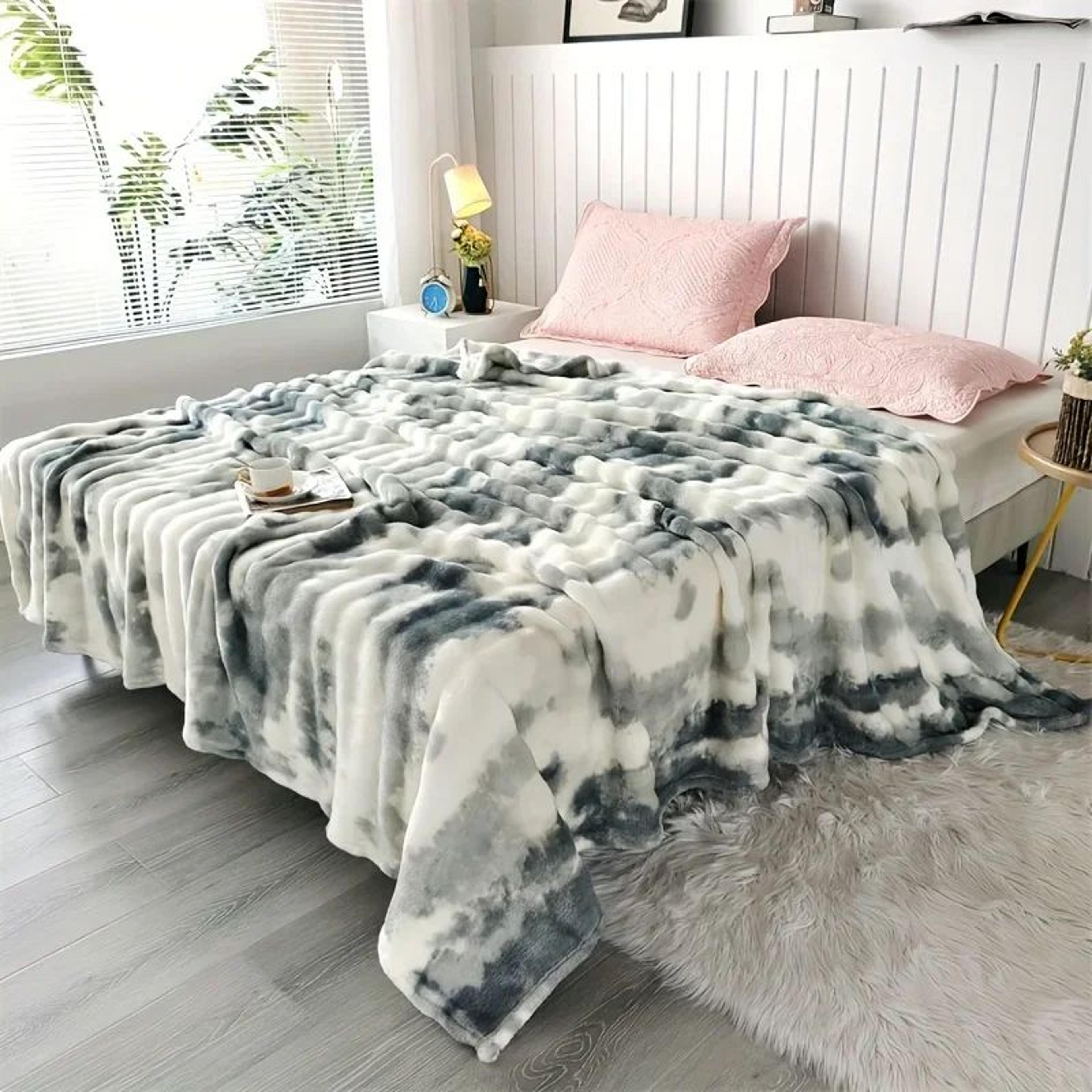 Luxury Faux Rabbit Fur Soft Thick Warm Throw Blanket 1