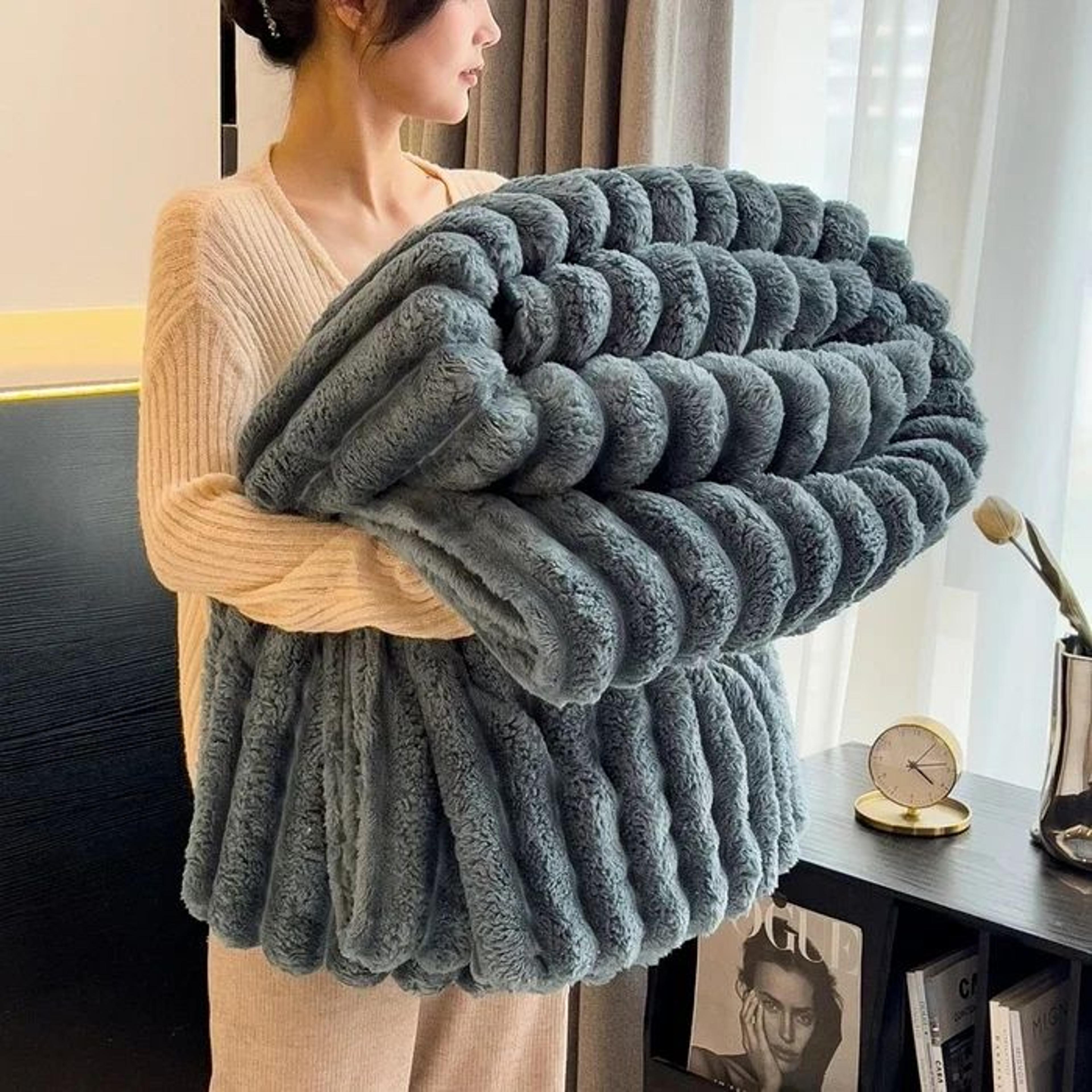 Thick Wide Striped Multifunctional Bed And Sofa Blanket 13