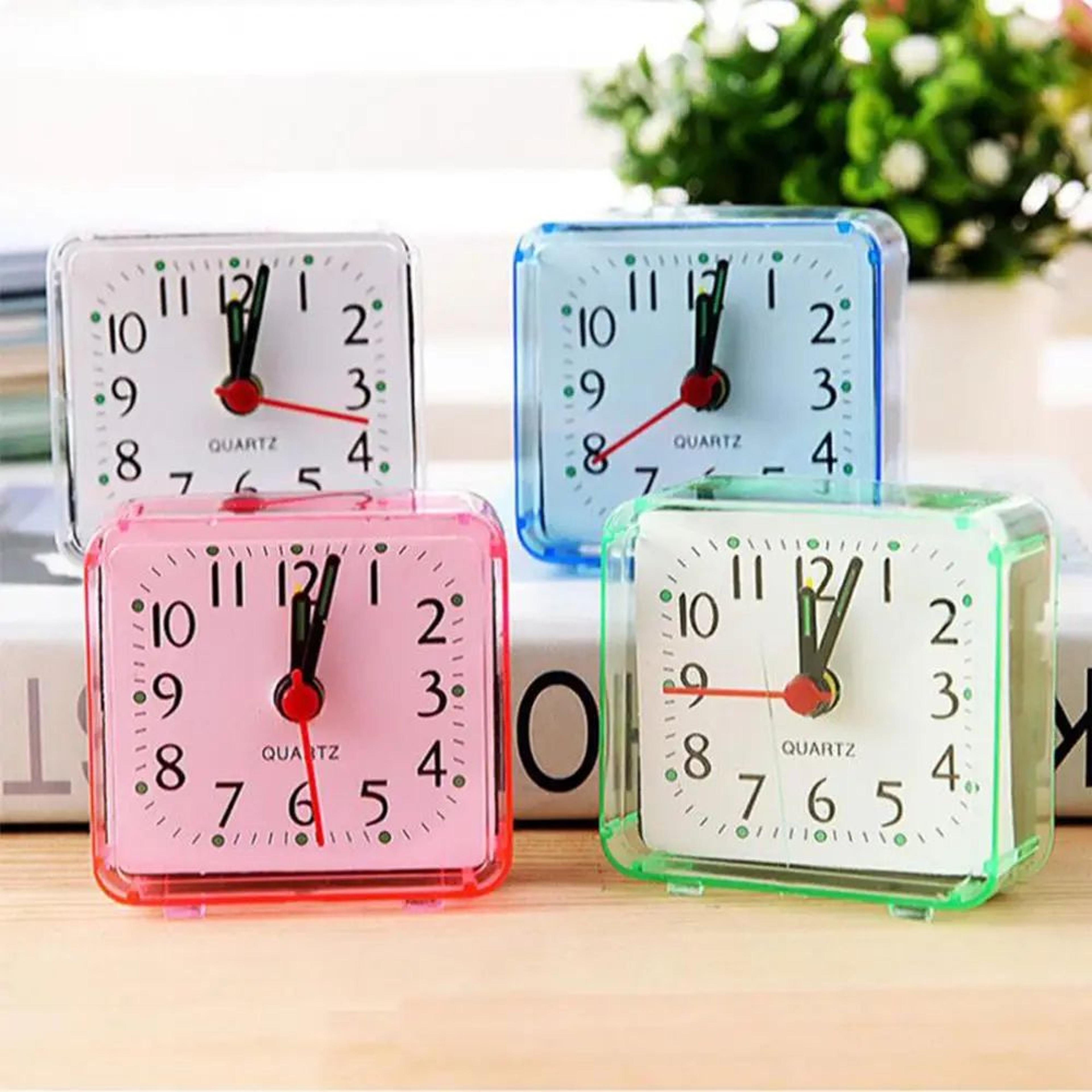 Small Square Silent Quartz Bedside Alarm Clock 0
