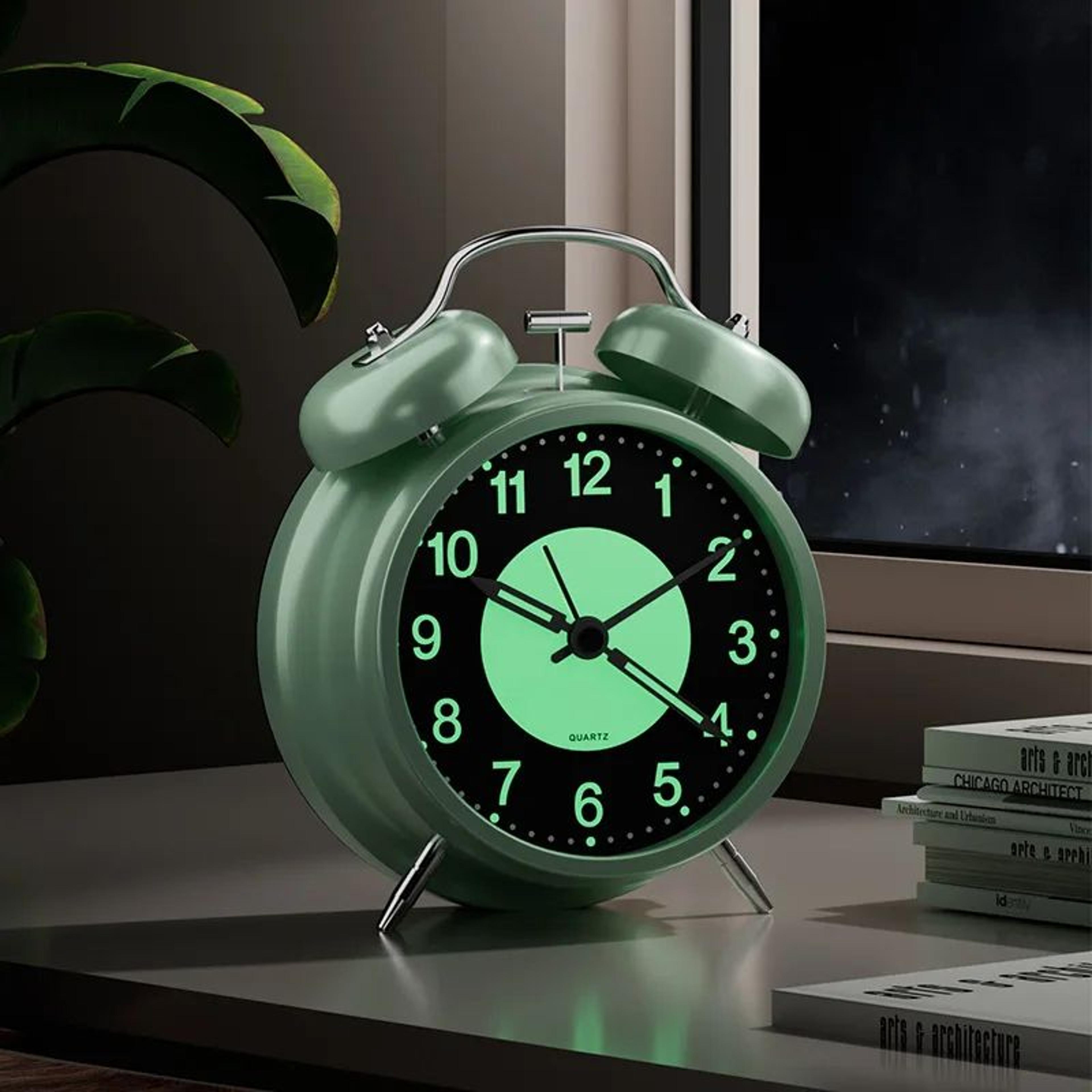 3 Inch Luminous Battery Powered Alarm Clock With Night Light 1