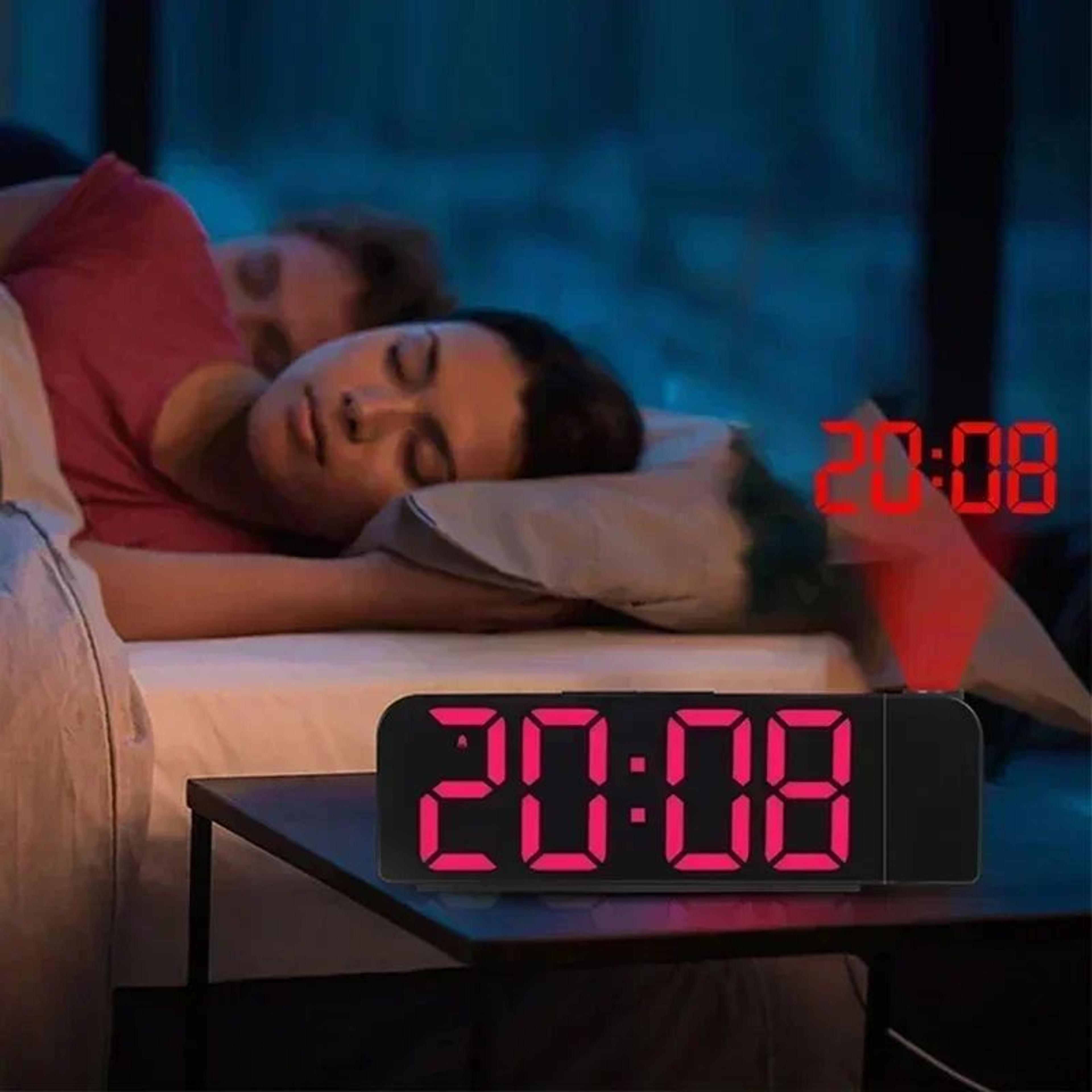 Rotating Digital Projection Alarm Clock With Night Mode 3
