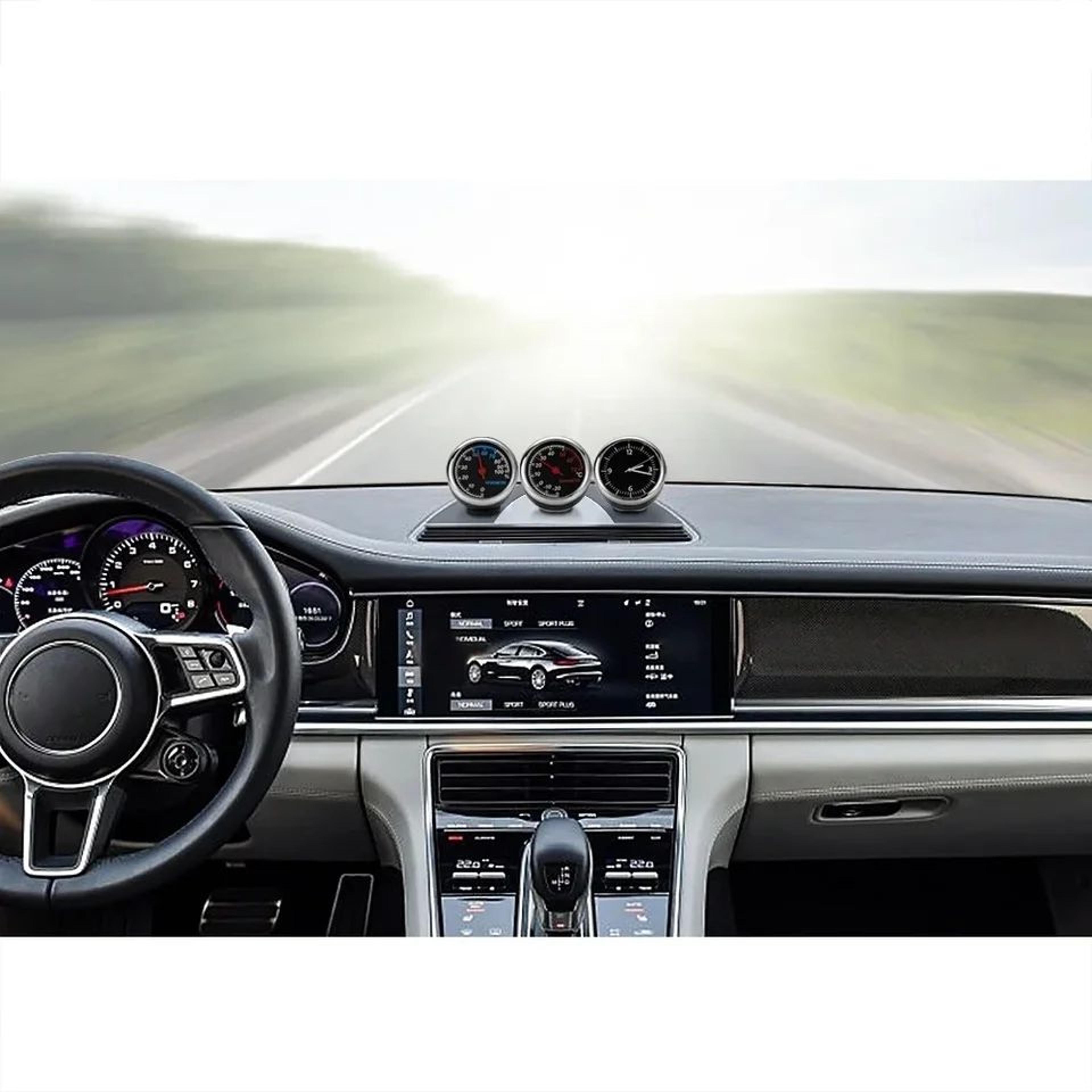 Mini Car Digital Clock With Temperature And Humidity Display 2