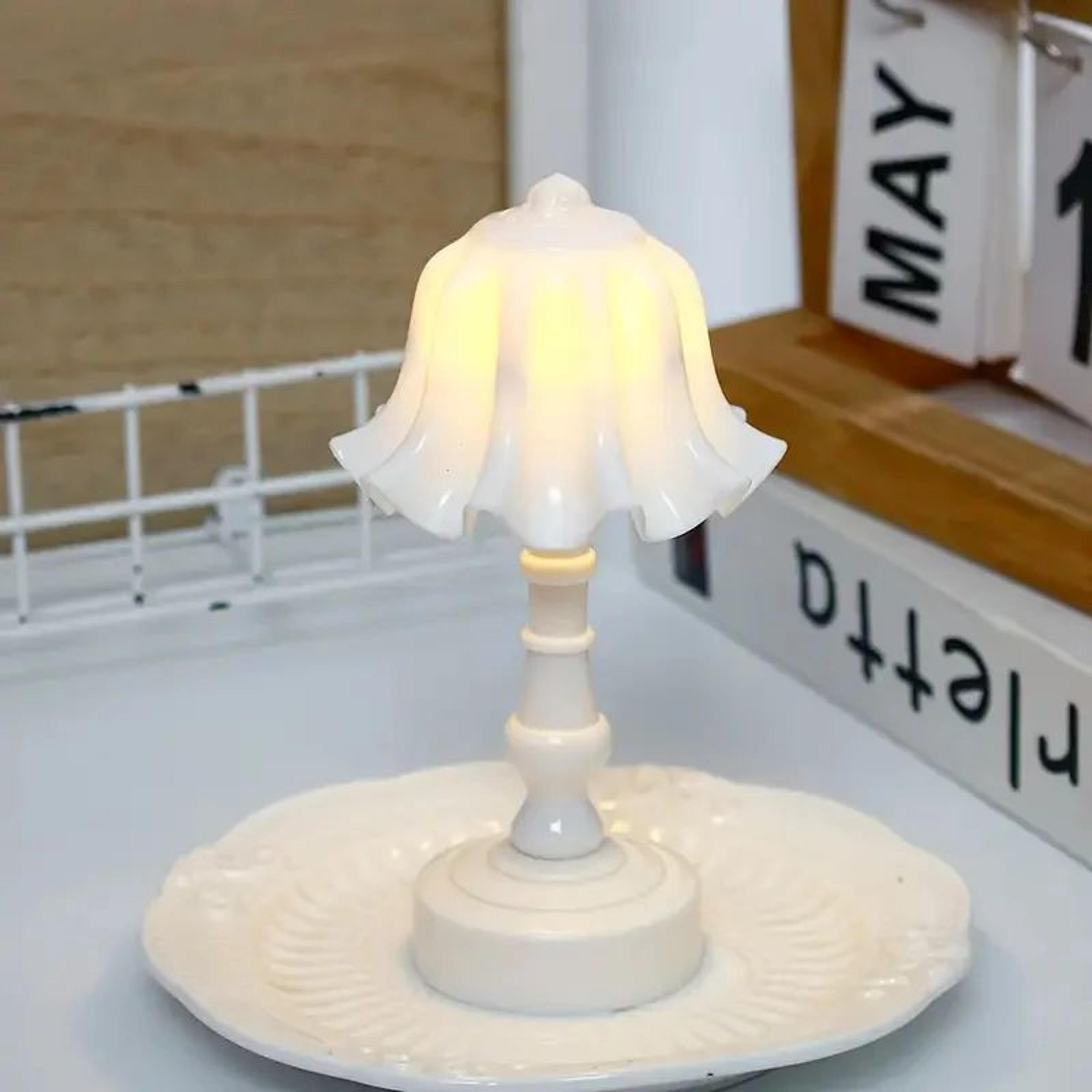 Pleated Shell Flower LED Table Night Lamp 10