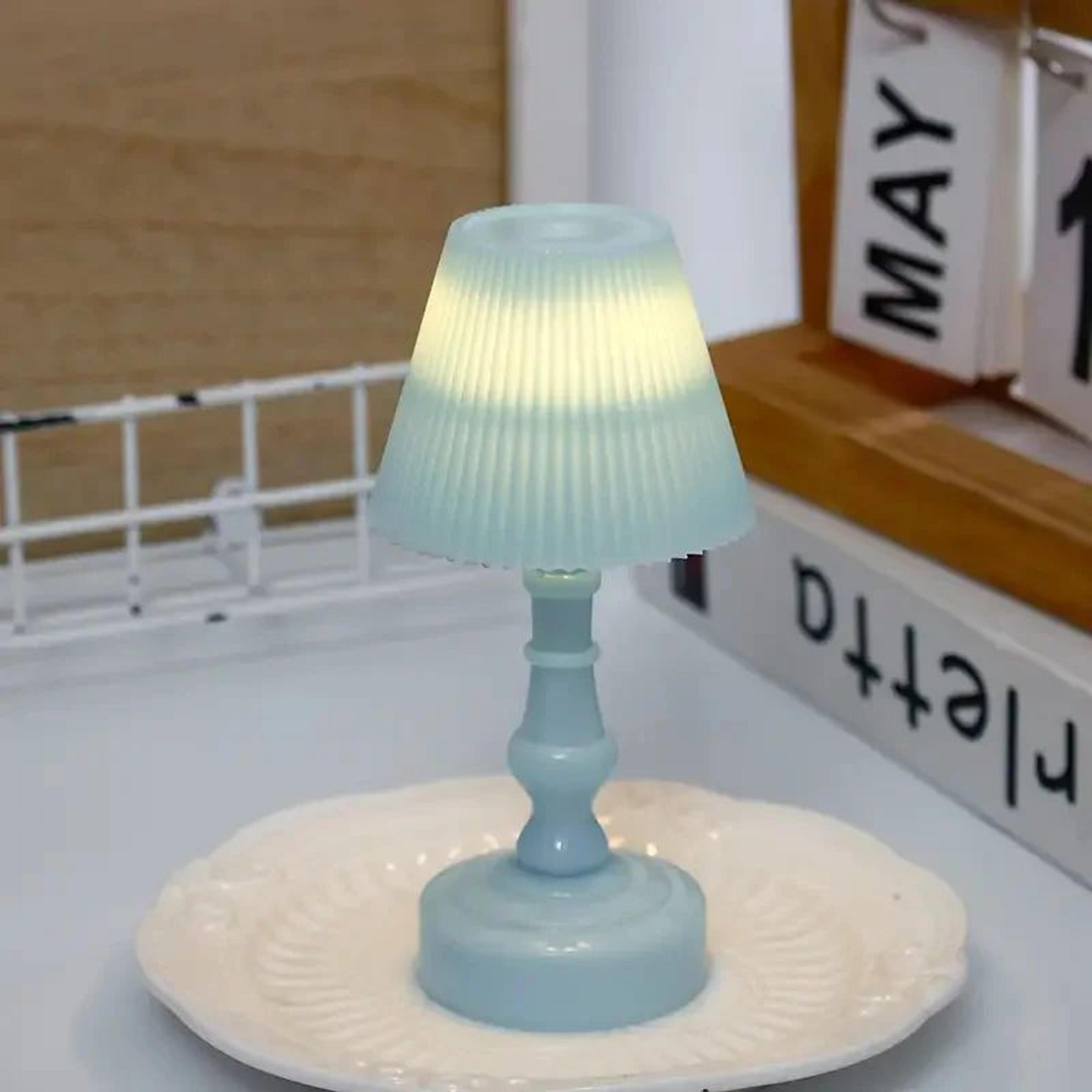 Pleated Shell Flower LED Table Night Lamp 7