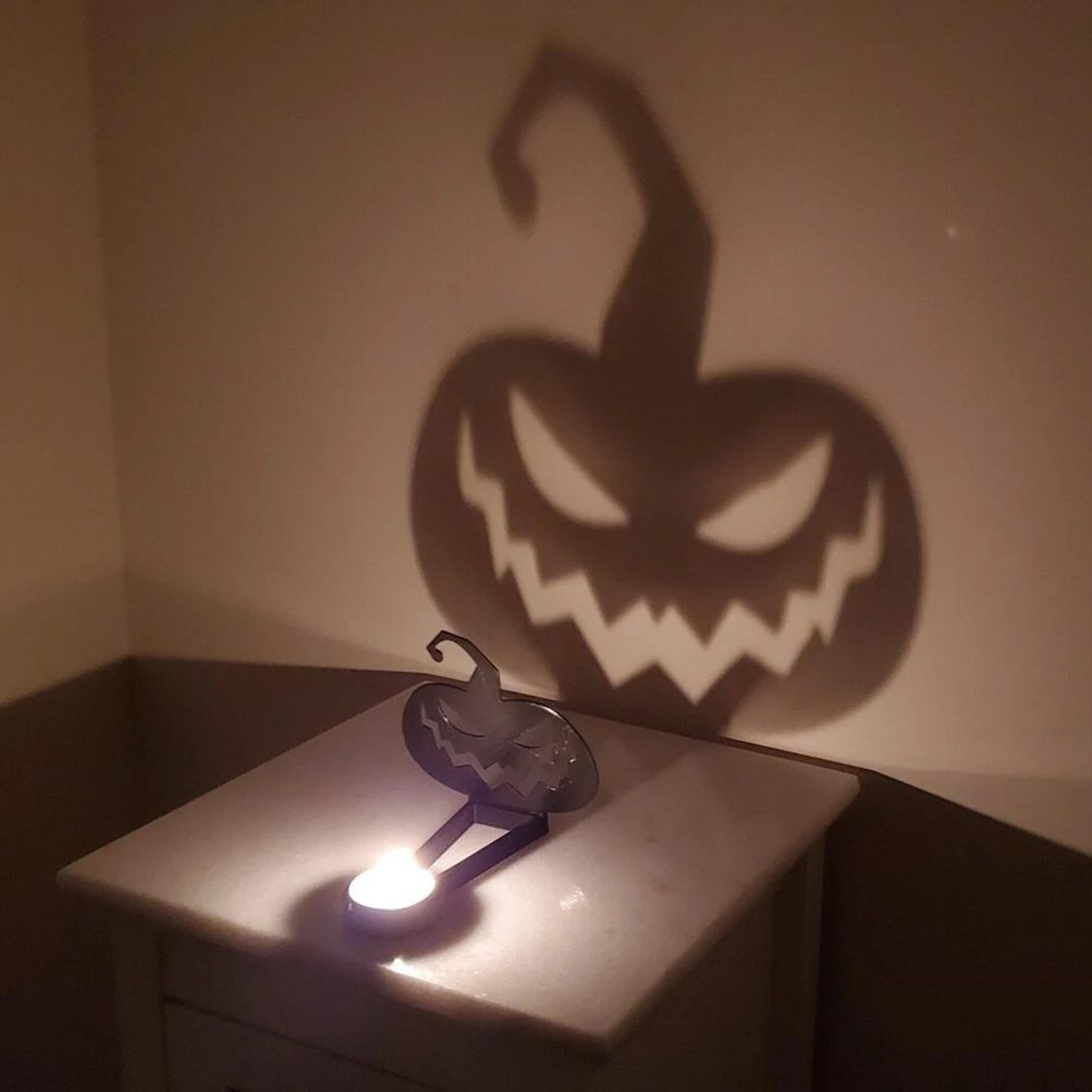 Funny Shadow Candle Holder Creative Table Decoration 1