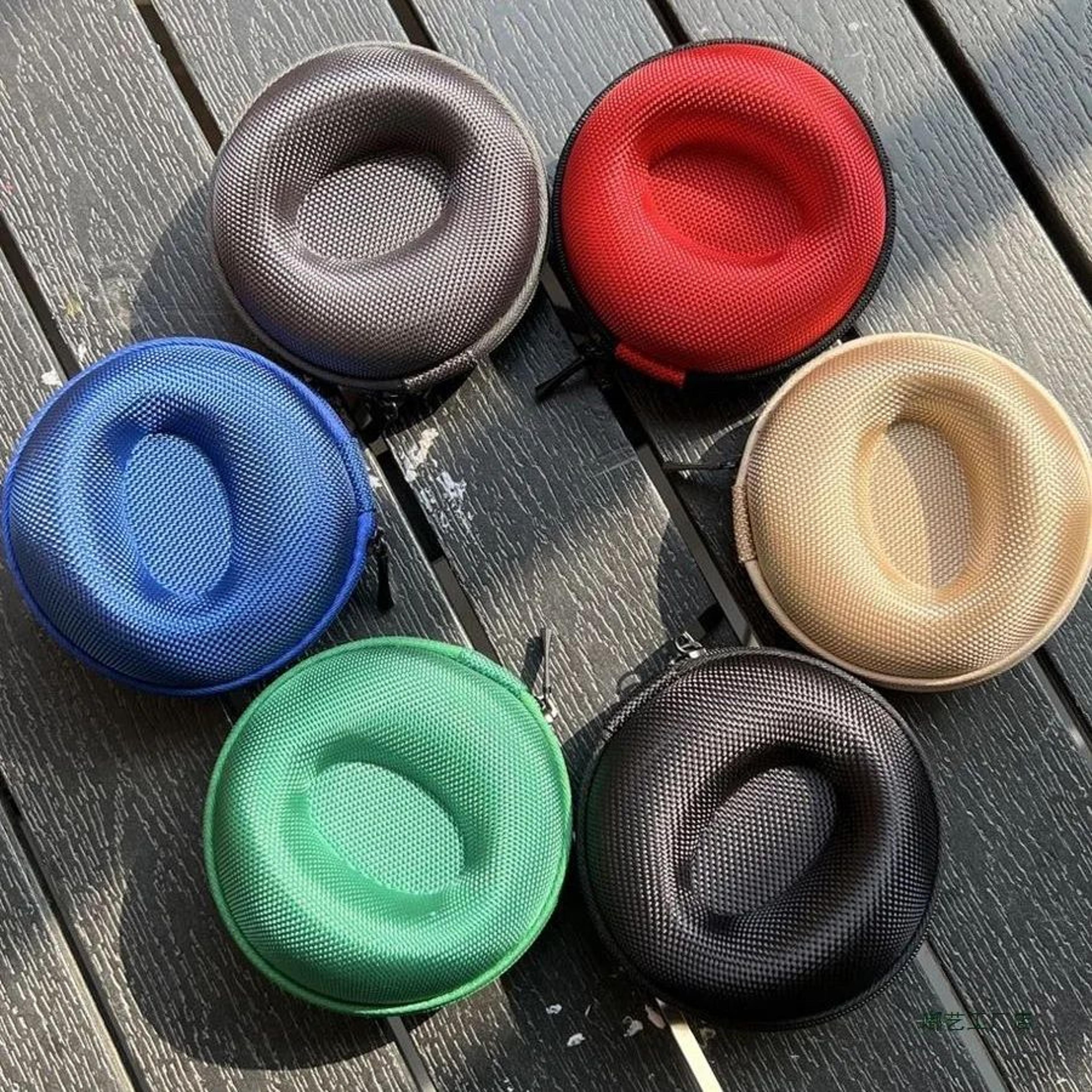 Portable Shock Resistant Watch Travel Storage Case 1