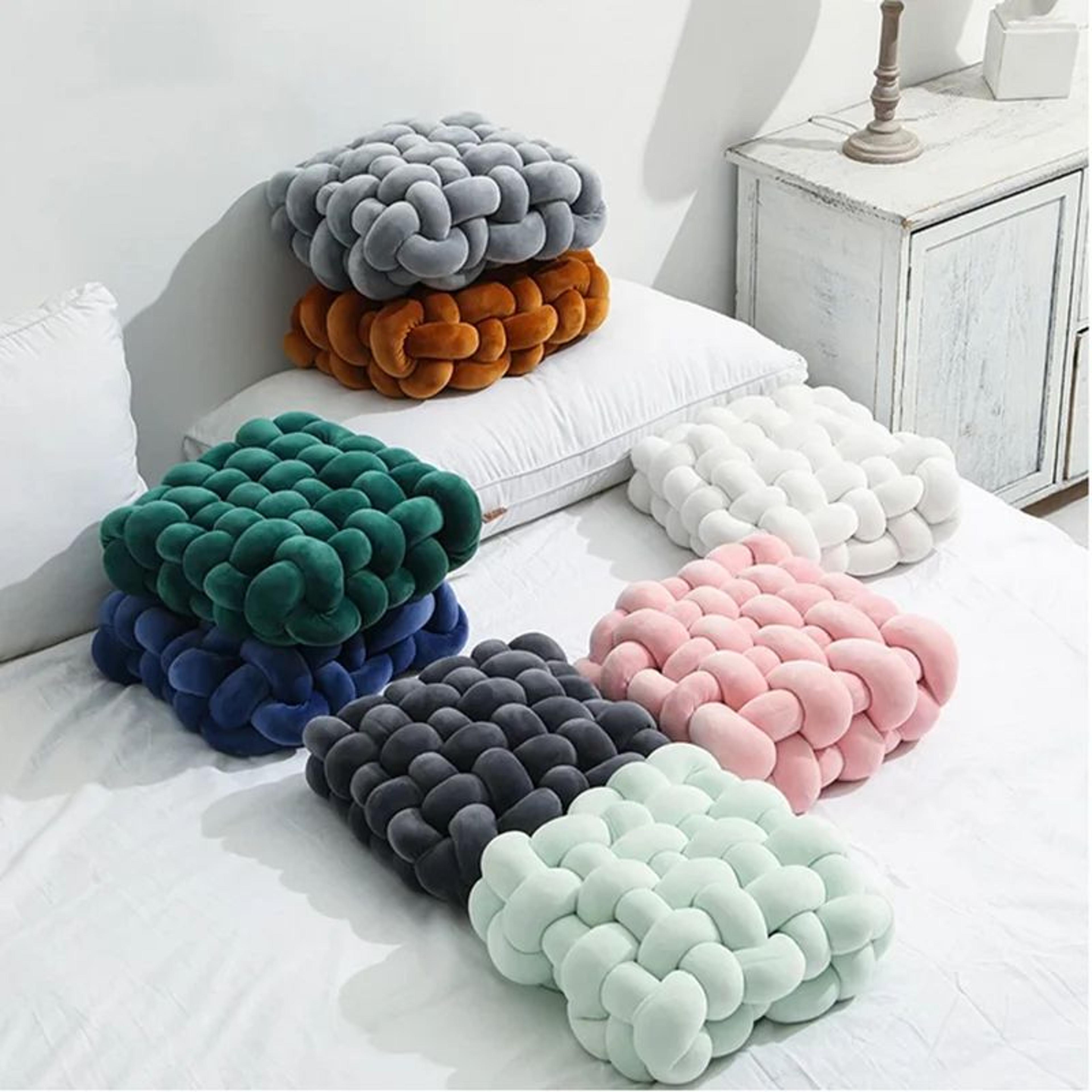 Soft Plush Hand Woven Knot Cushion For Sofa And Chair 1