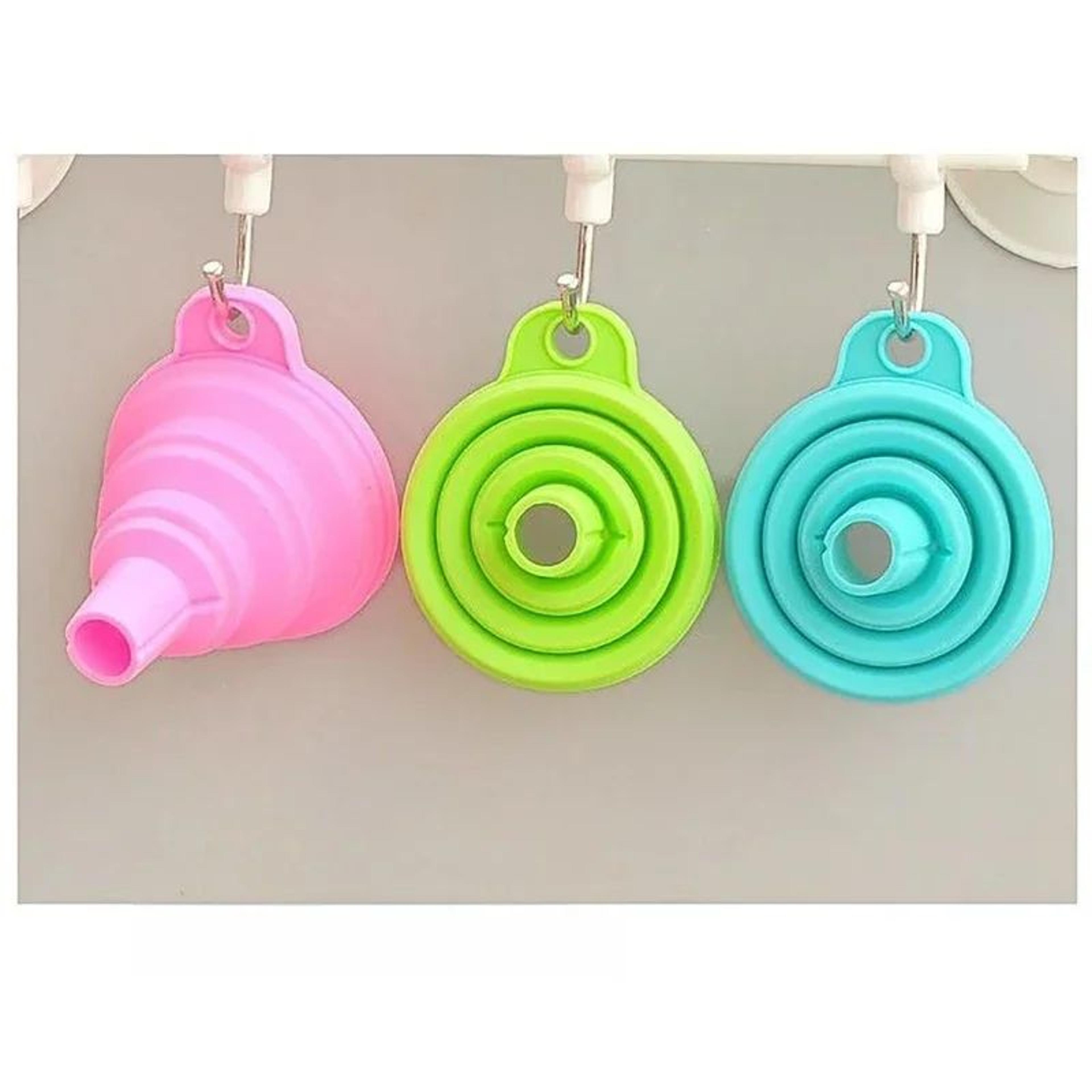 4 Piece Collapsible Silicone Funnel Set For Kitchen Use 6