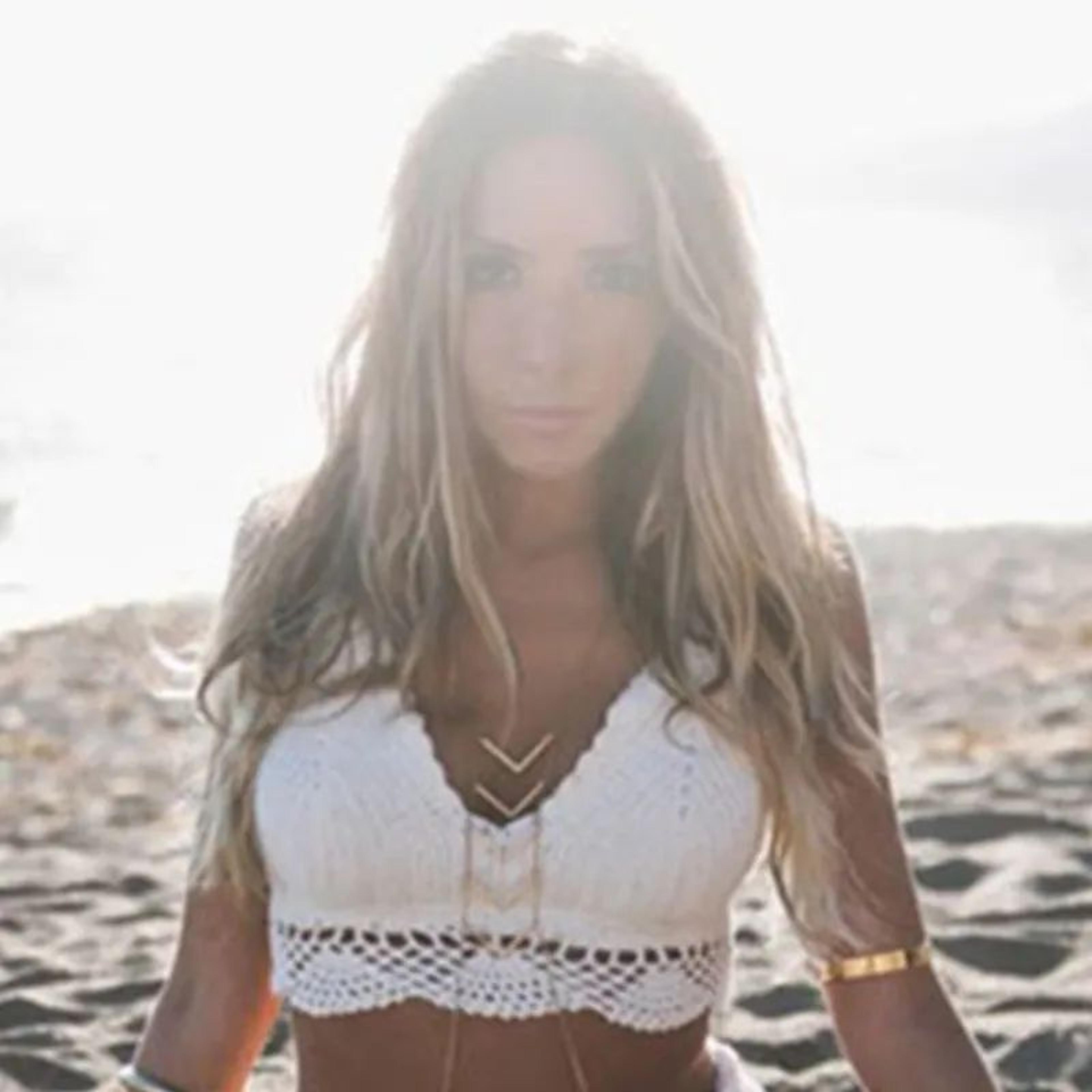 Womens Crochet Bikini Set With Tassel Crop Top And Shorts 3