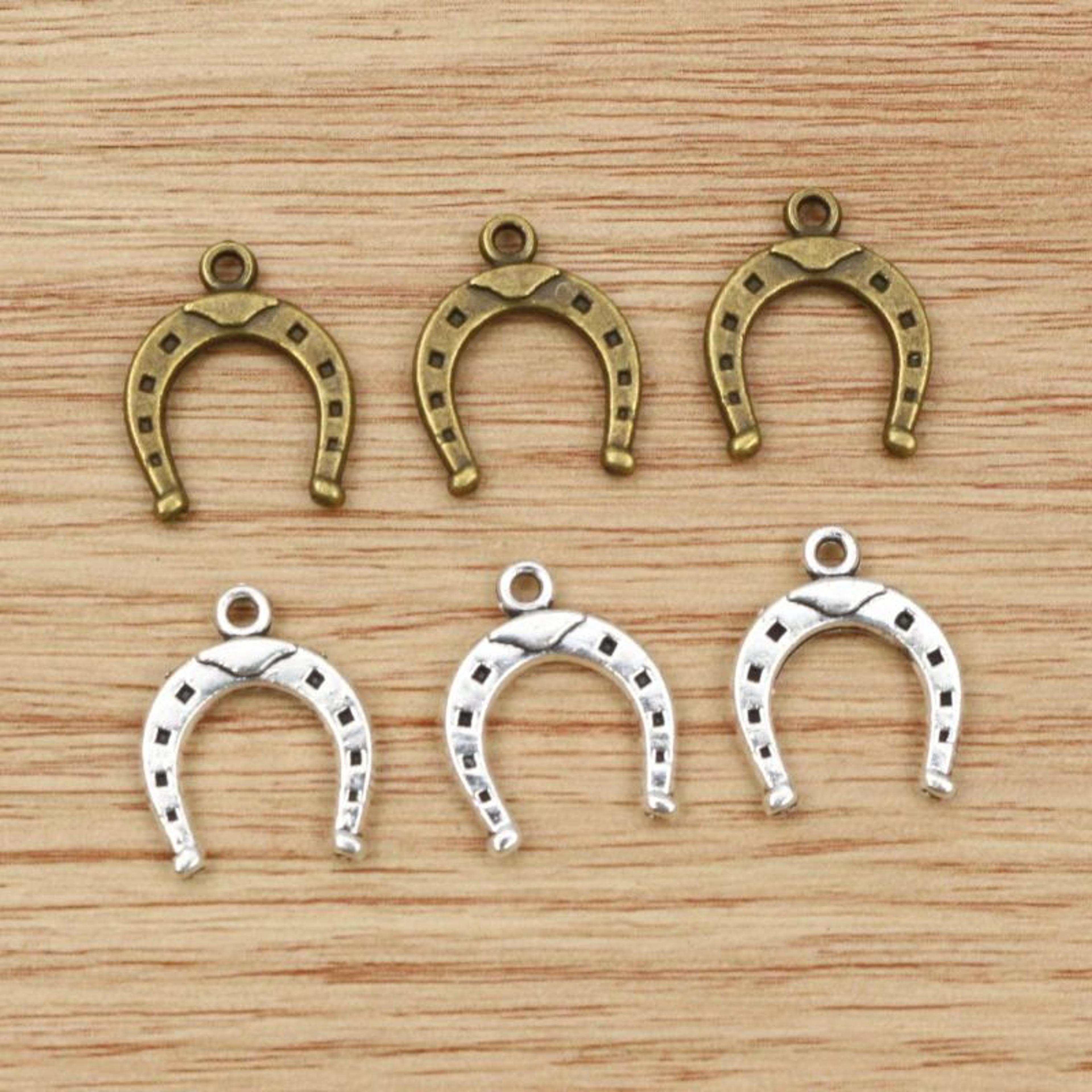 30pcs vintage lucky horseshoe charms for diy jewelry making