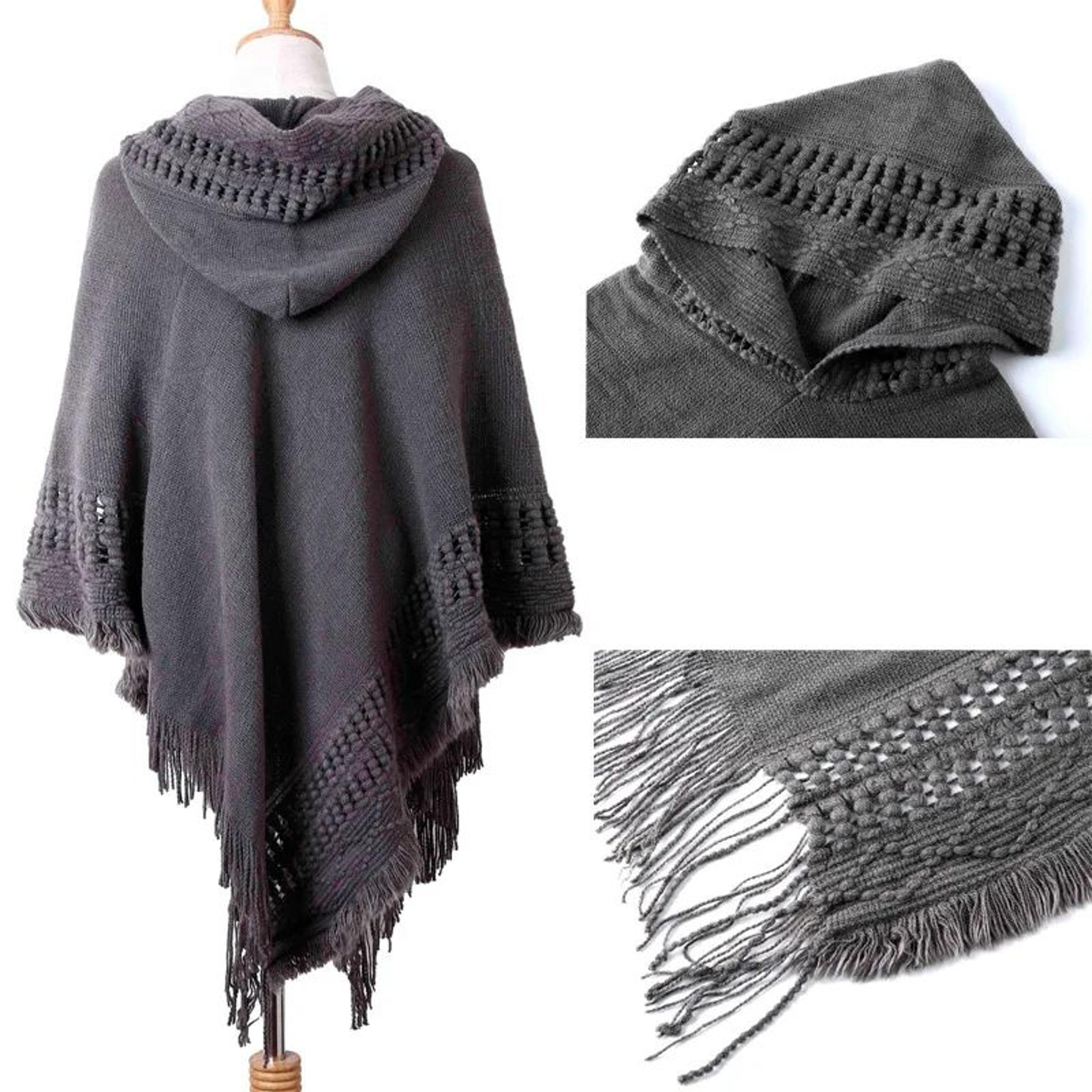 Women Bohemian Diagonal Stripe Poncho With Tassel Fringe 2