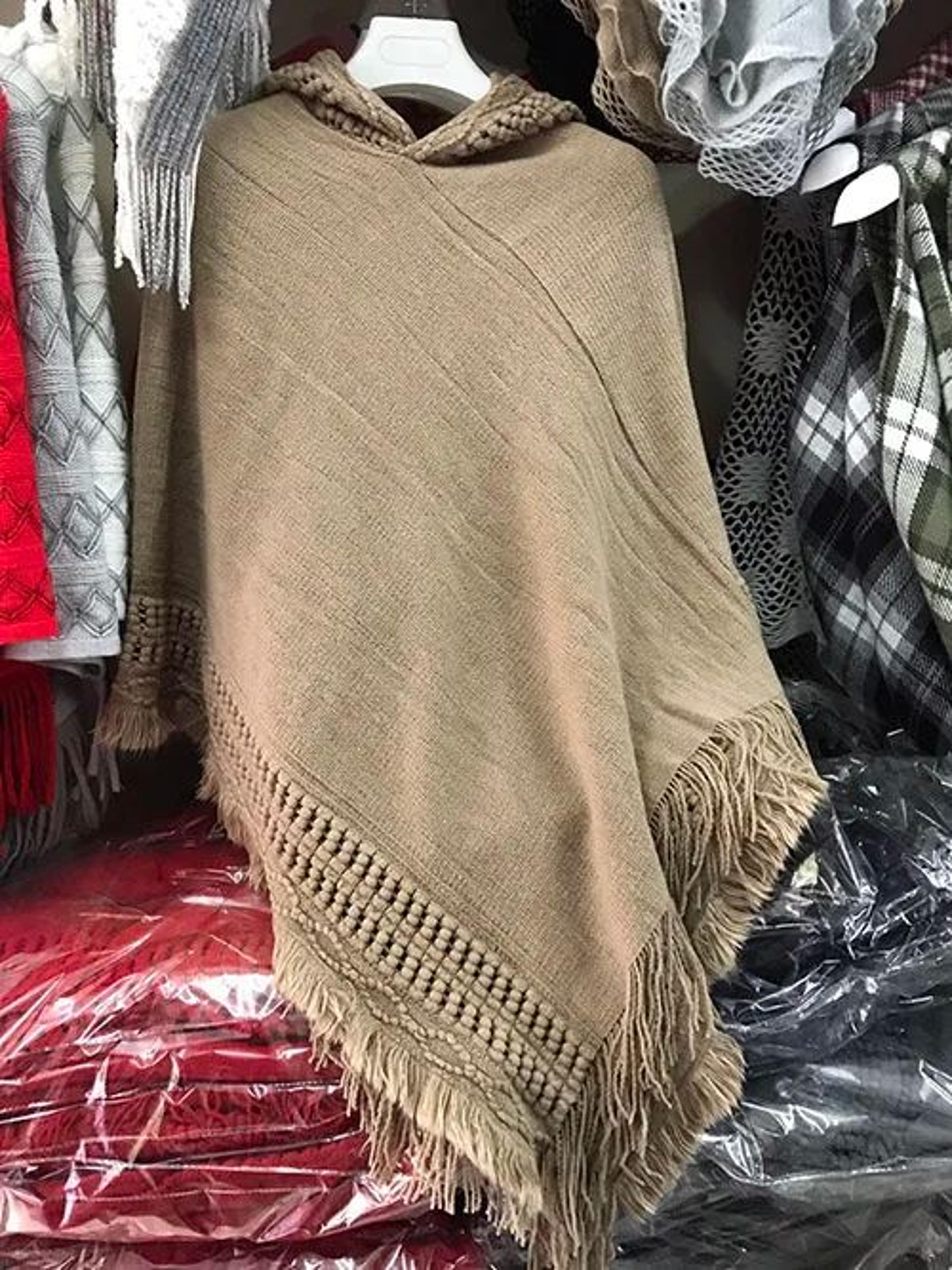 Women Bohemian Diagonal Stripe Poncho With Tassel Fringe 6