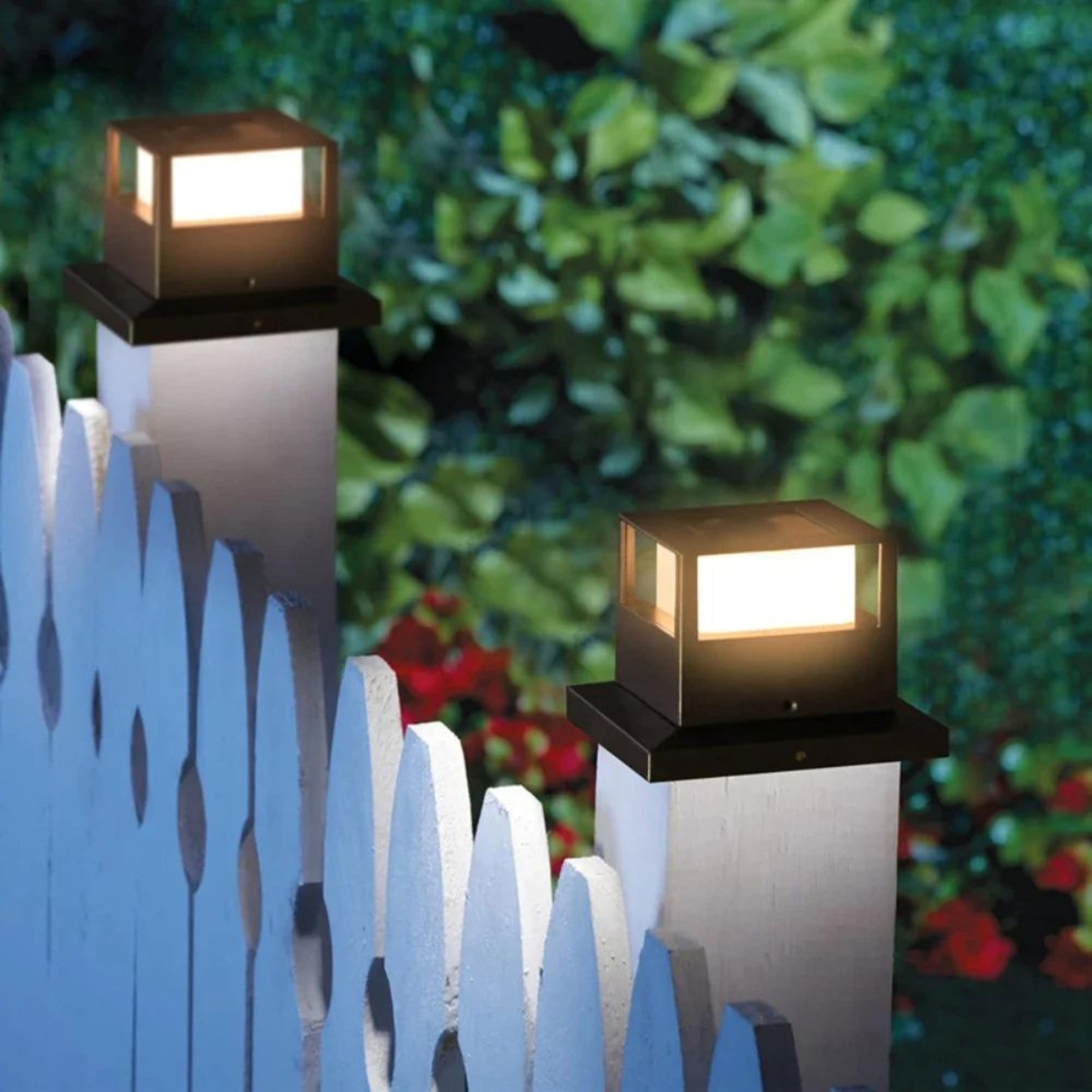 HOMEFISH Waterproof Solar LED Fence Post Cap Light For Gardens 6