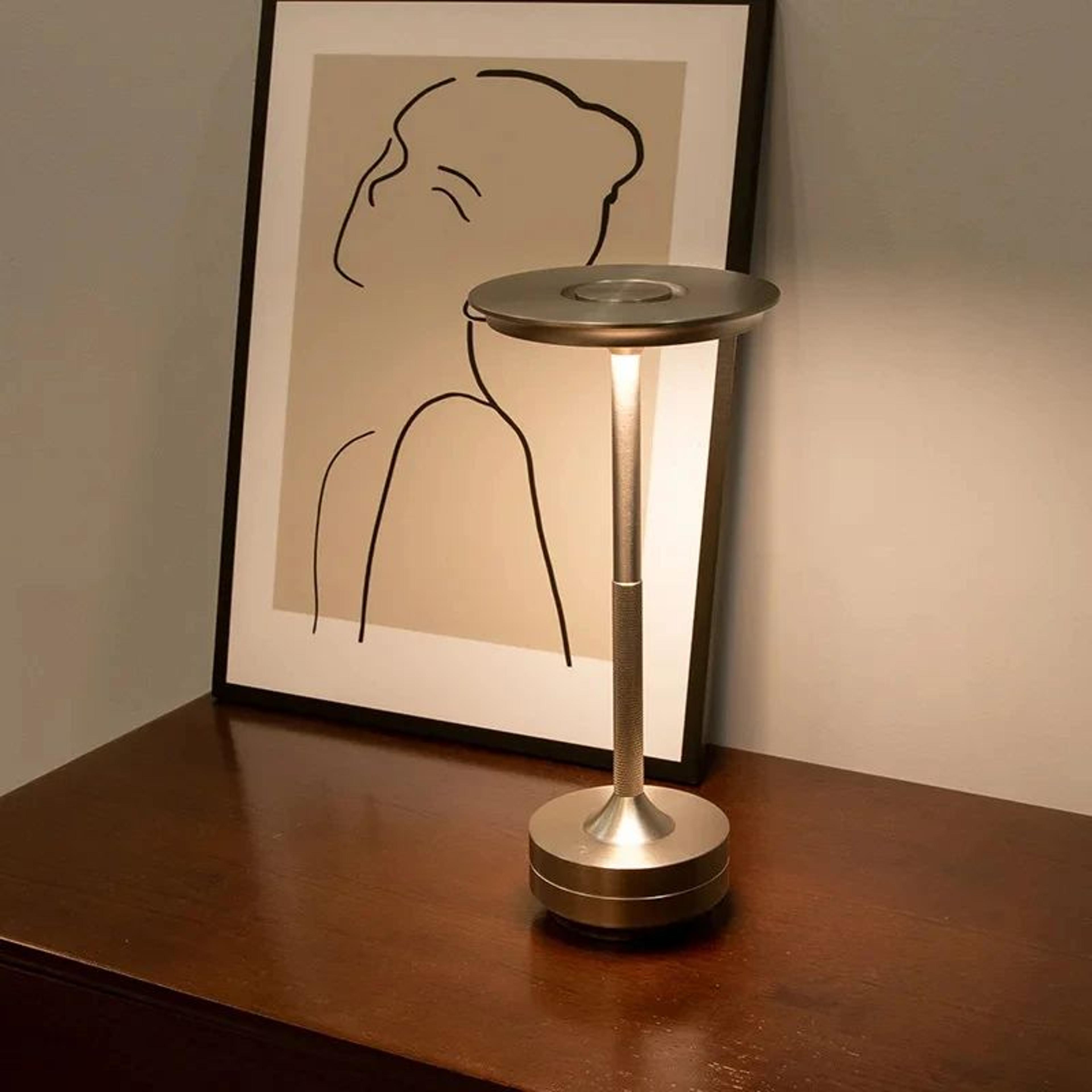 Retro Rechargeable LED Table Lamp With Touch Dimming 3