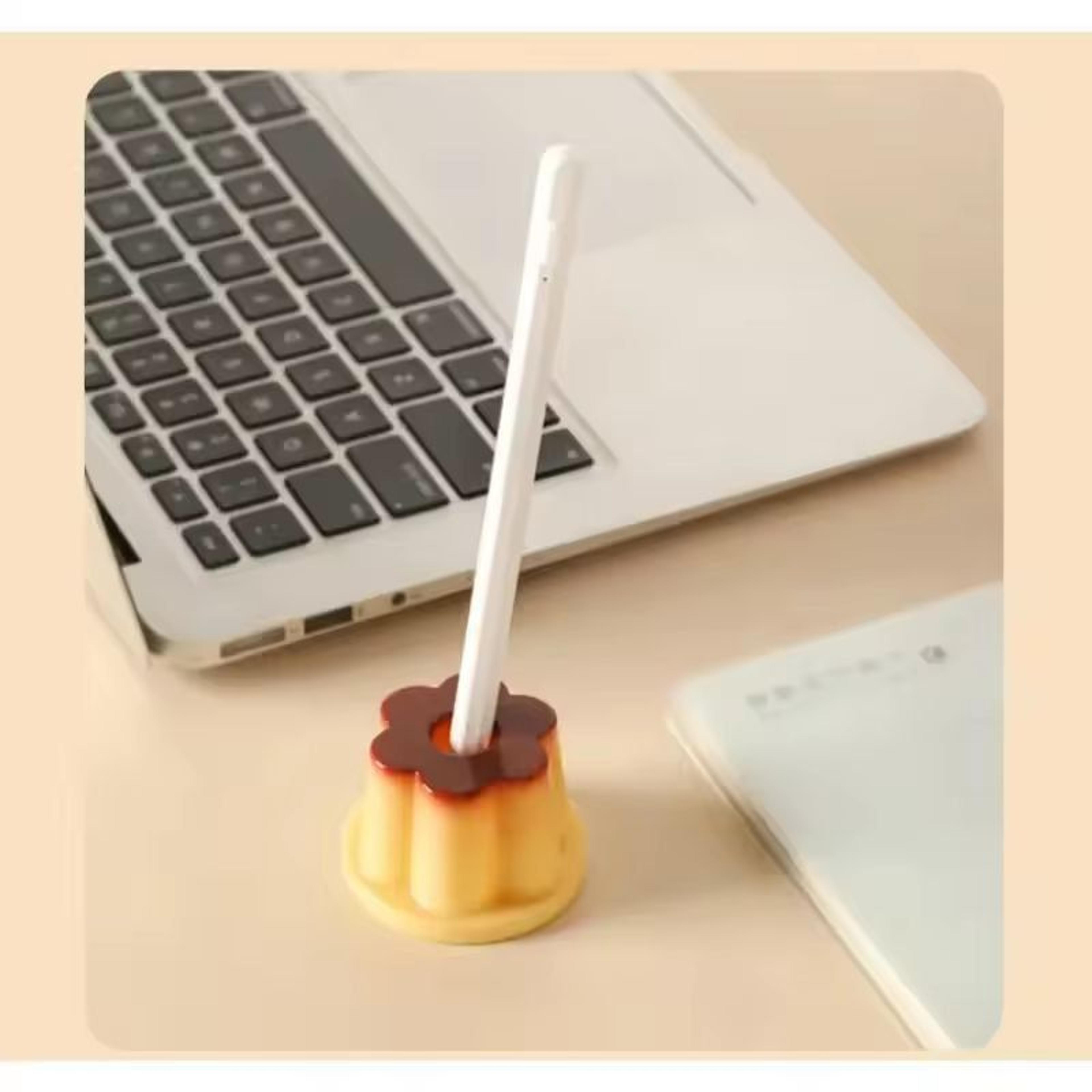 Jelly Pudding Pen Holder  Cute Desktop Pencil Stand For Students  Creative Workspaces 4
