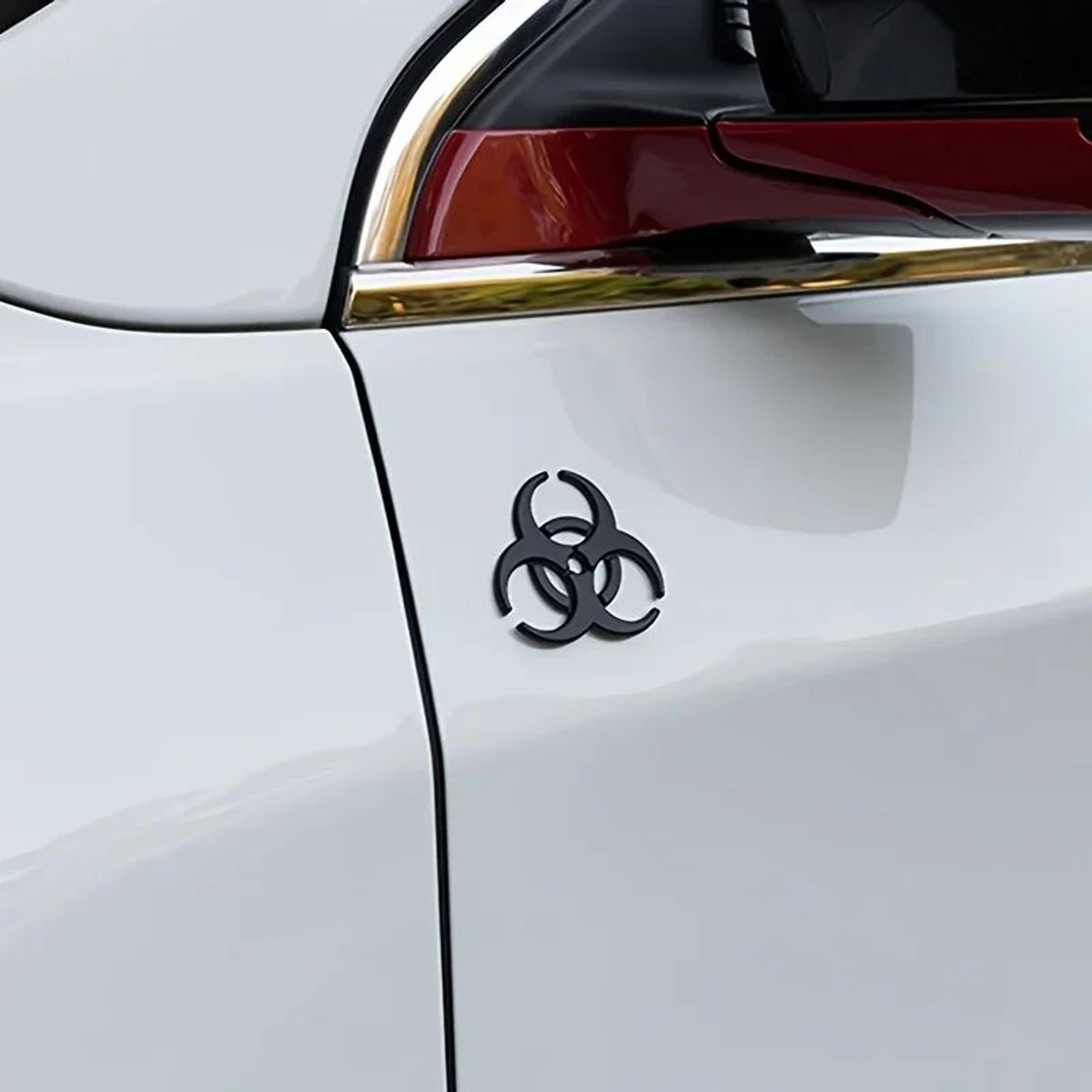 Umbrella Emblem Metal Car Decal  Metal Car Badge For Stylish WeatherResistant Vehicle Customization 4